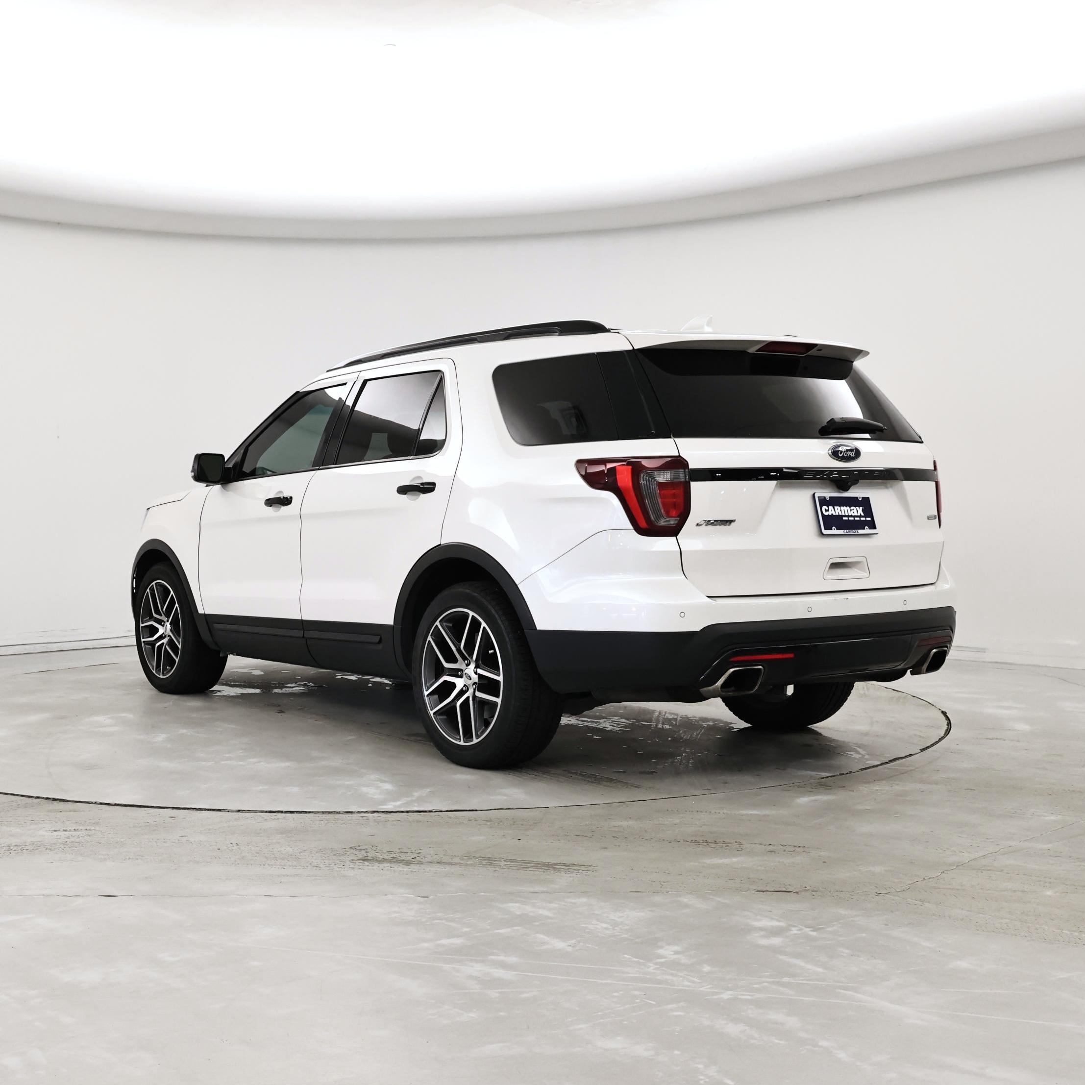 Thumbnail: 2017 Ford Explorer - 2