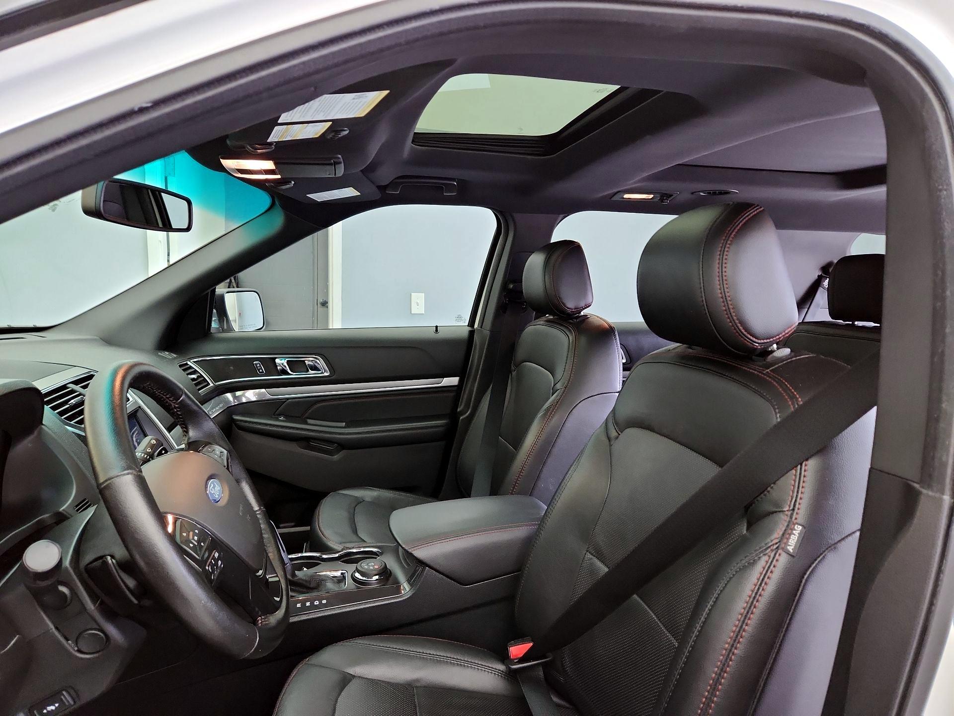Thumbnail: 2017 Ford Explorer - 20