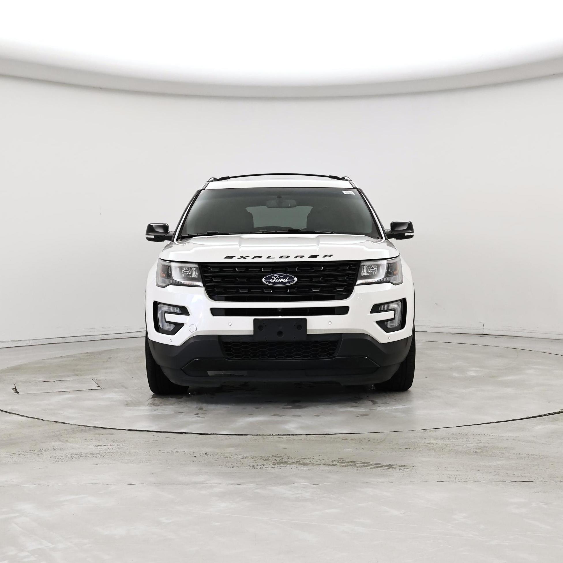 Thumbnail: 2017 Ford Explorer - 5