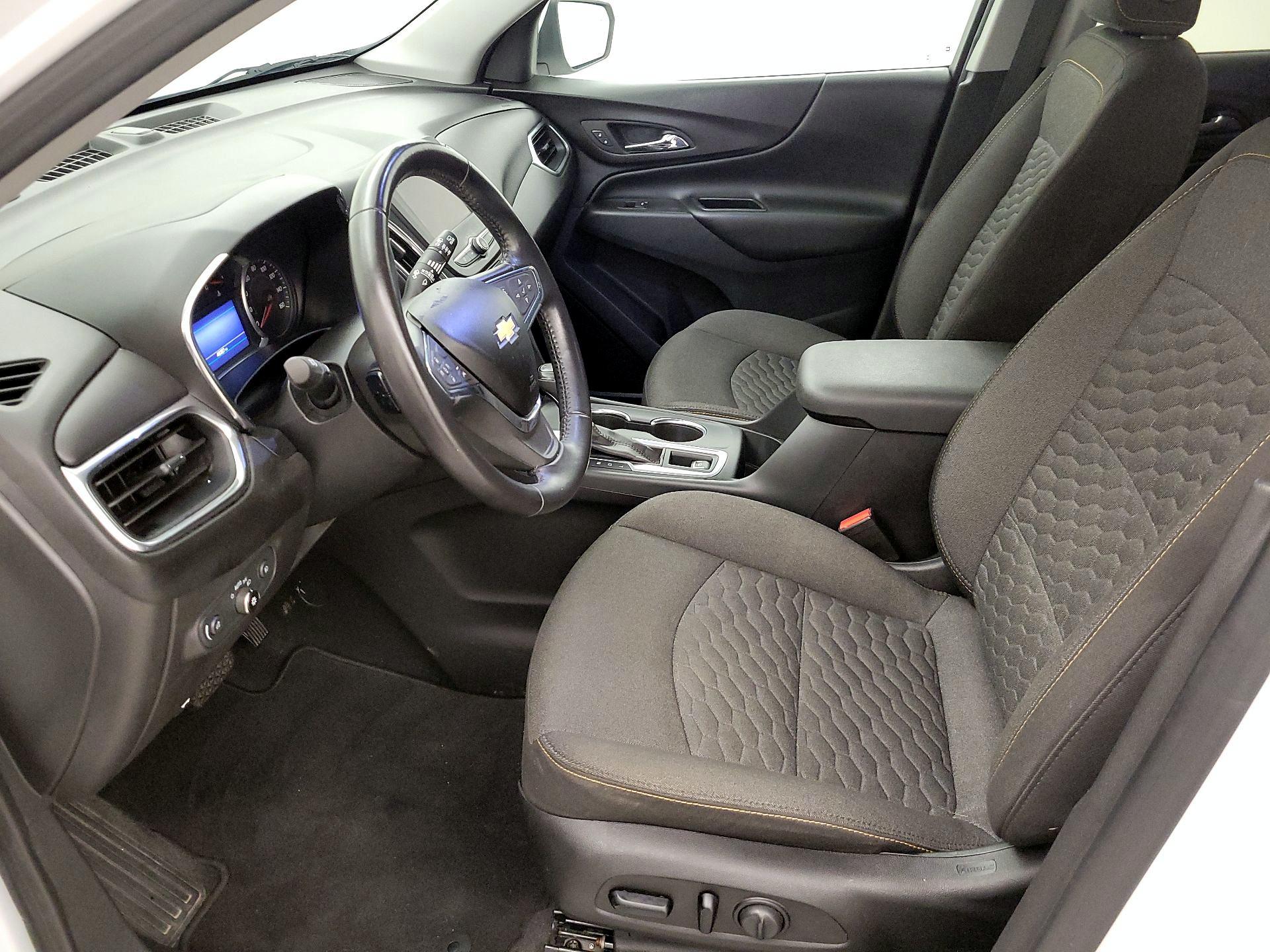 Thumbnail: 2020 Chevrolet Equinox - 11