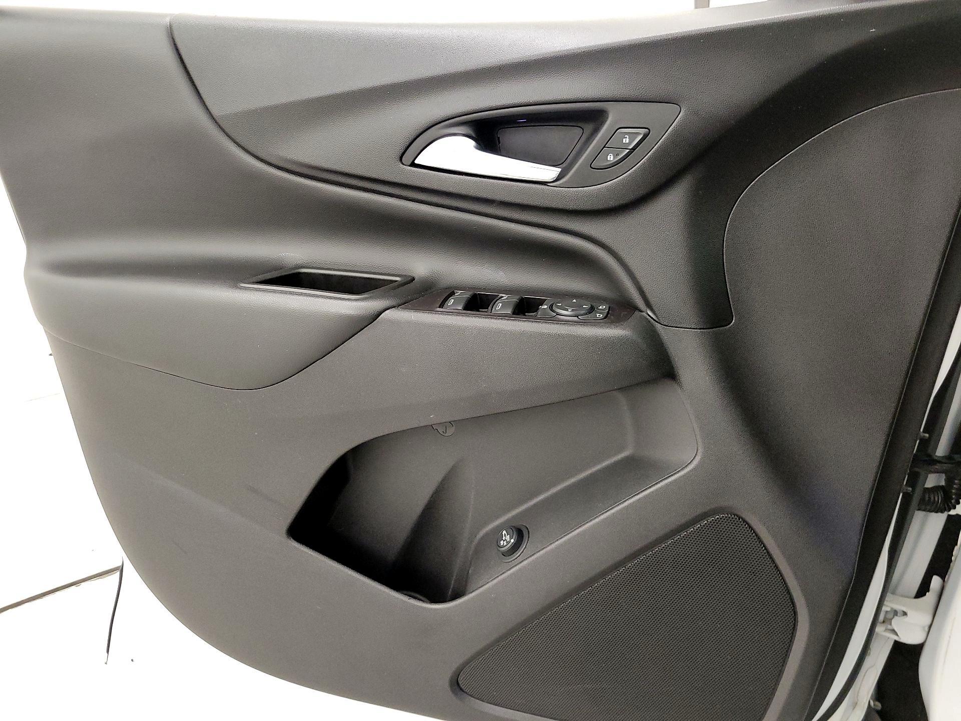 Thumbnail: 2020 Chevrolet Equinox - 12