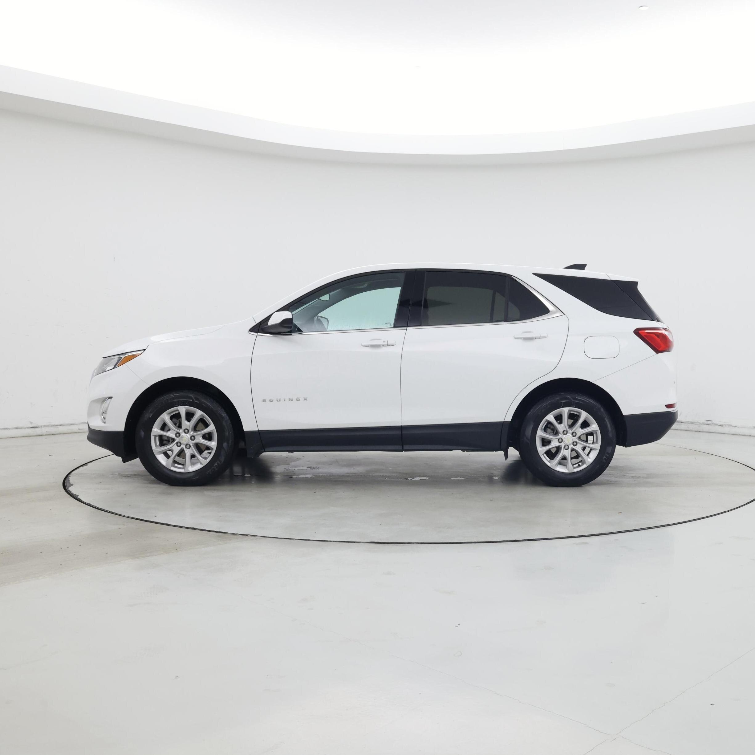 Thumbnail: 2020 Chevrolet Equinox - 3