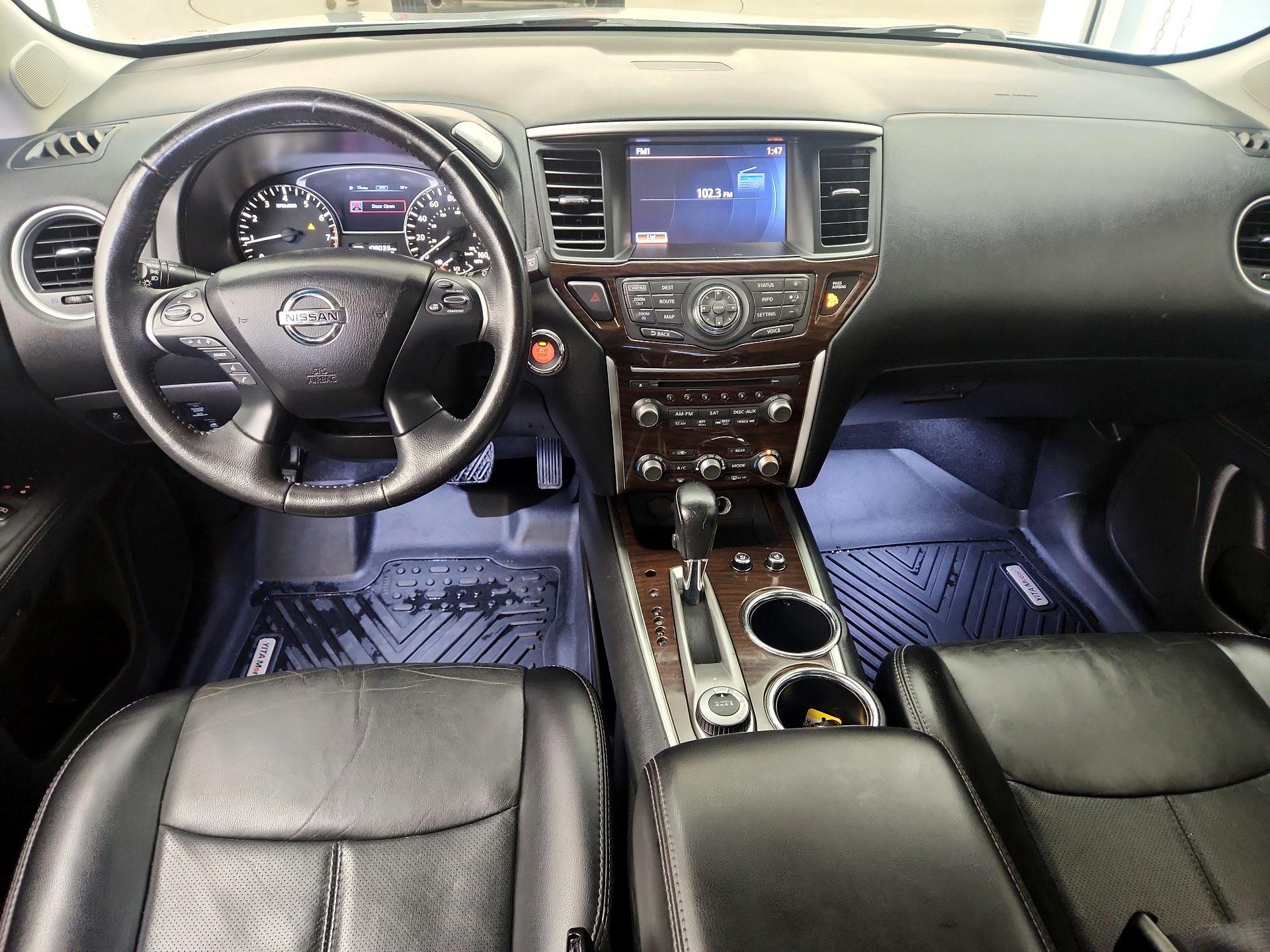 Thumbnail: 2014 Nissan Pathfinder - 9