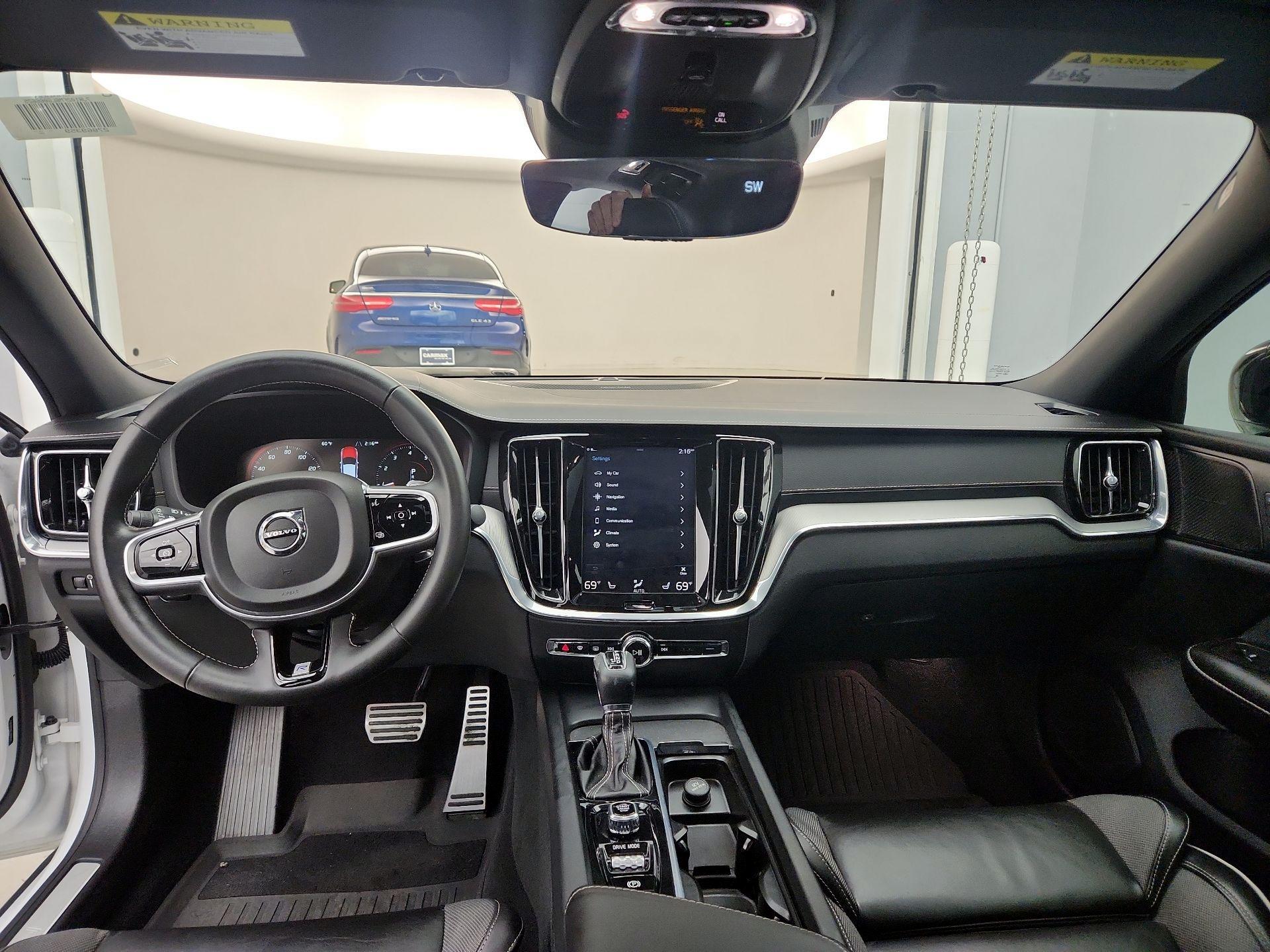 Thumbnail: 2020 Volvo S60 - 9