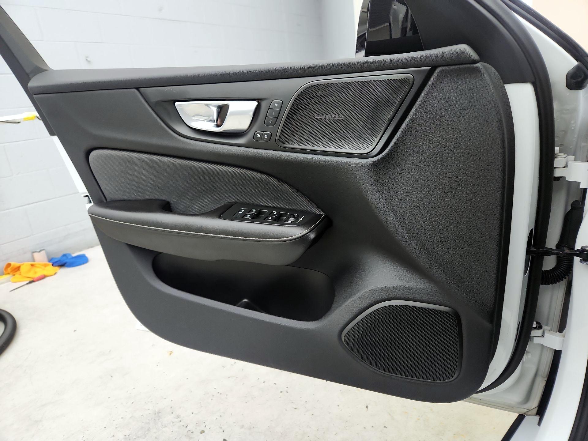 Thumbnail: 2020 Volvo S60 - 12