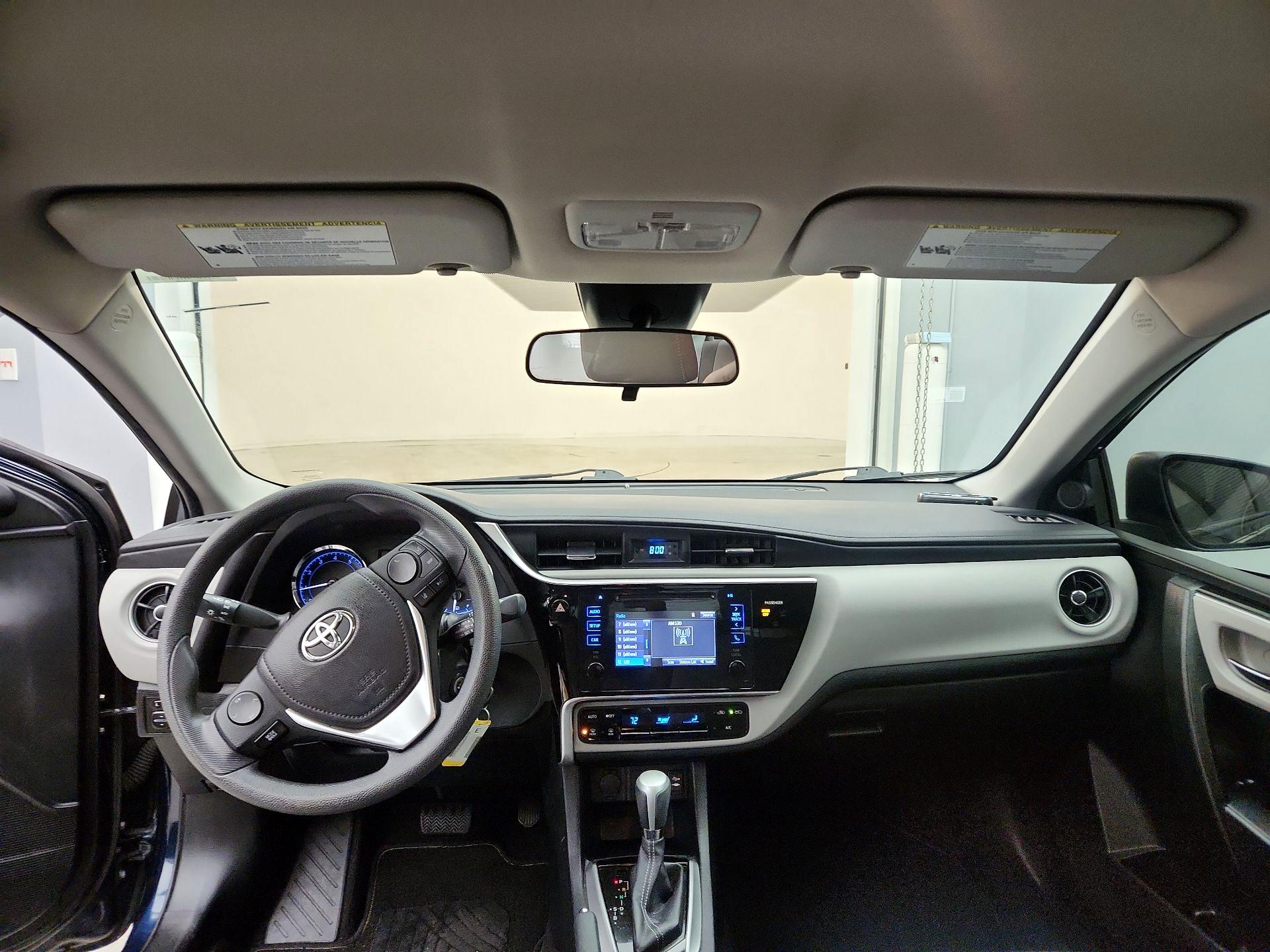 Thumbnail: 2017 Toyota Corolla - 9