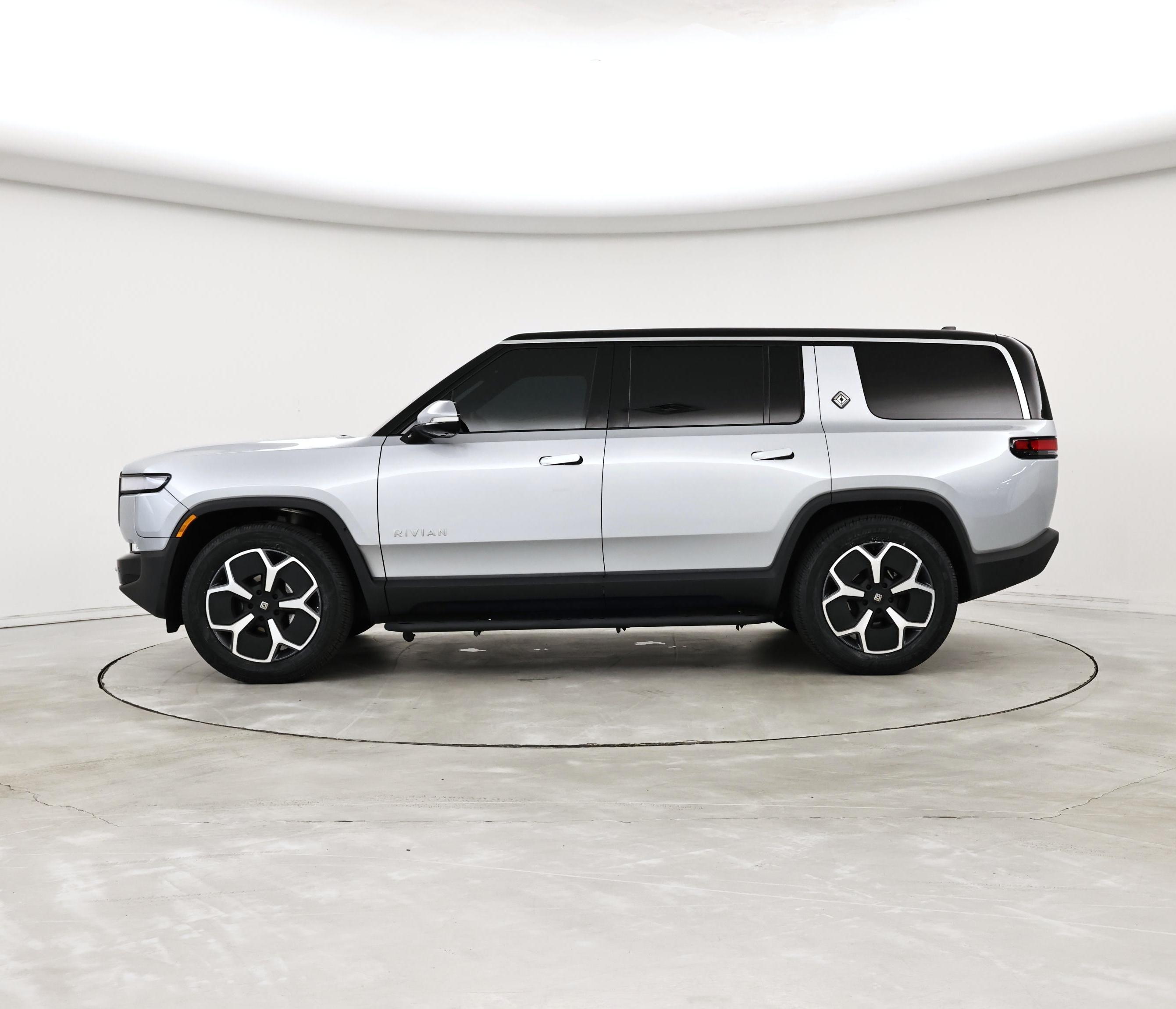 Thumbnail: 2024 Rivian R1S - 3