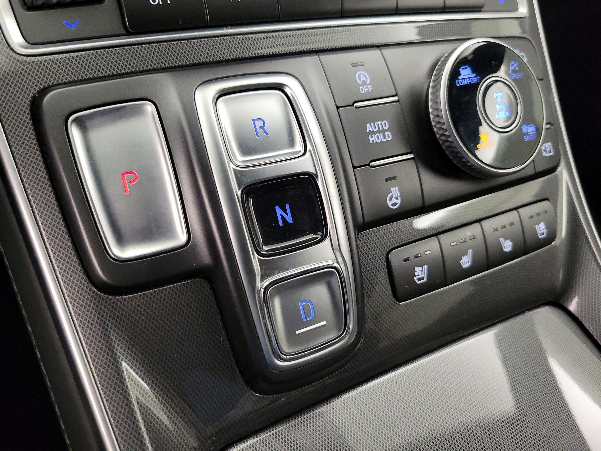 Thumbnail: 2022 Hyundai Santa Fe - 18