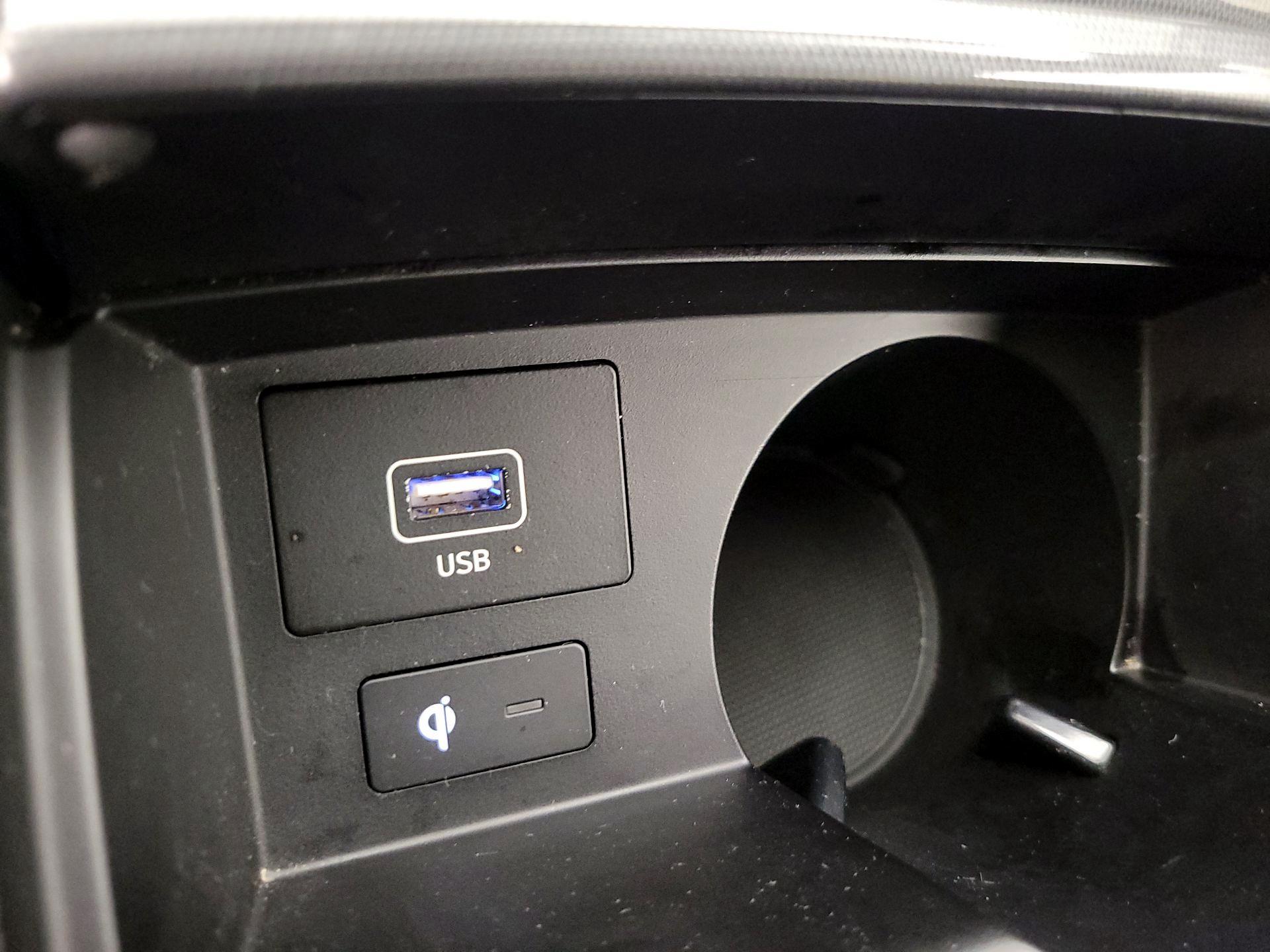 Thumbnail: 2022 Hyundai Santa Fe - 19