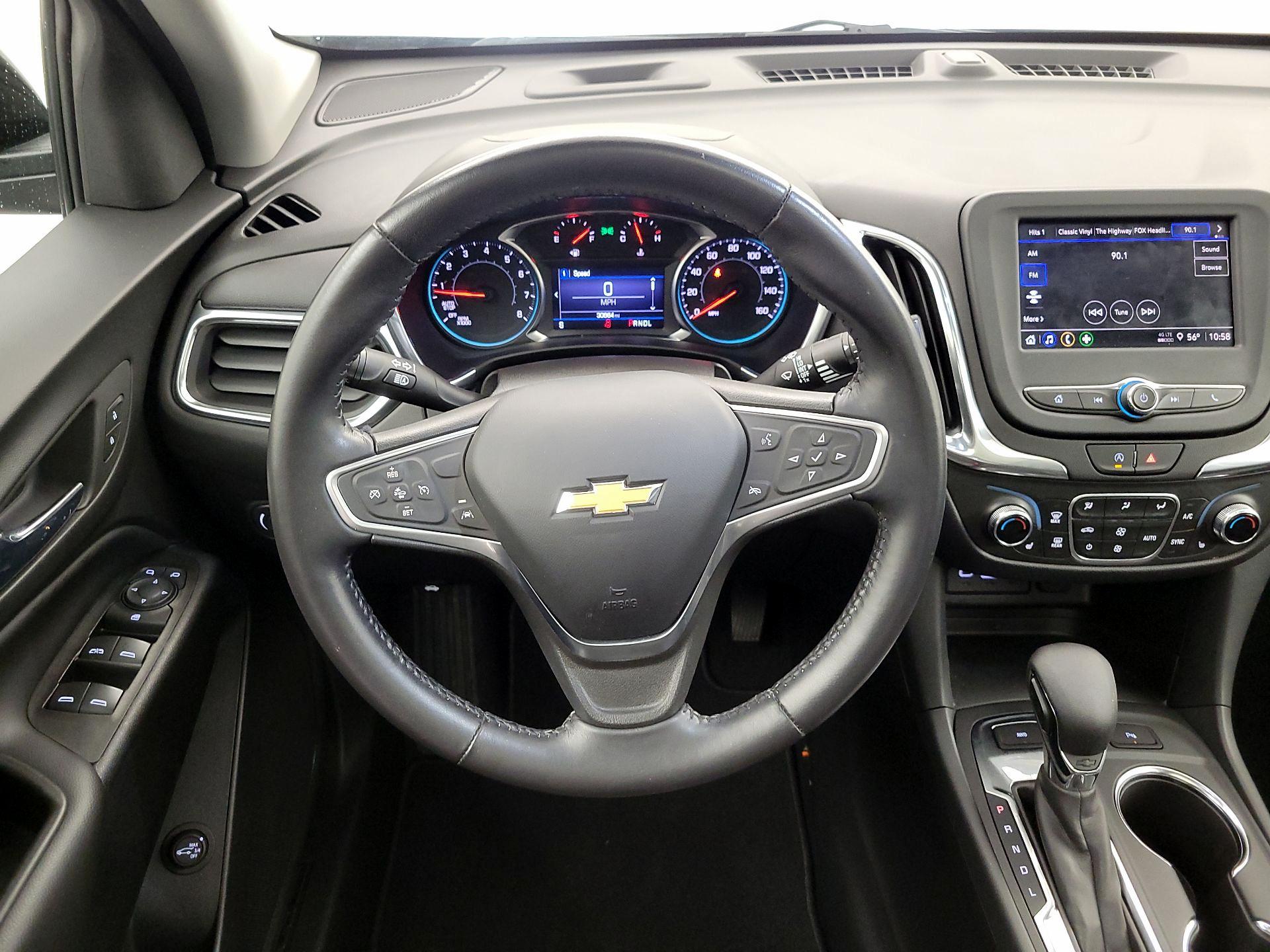 Thumbnail: 2022 Chevrolet Equinox - 10