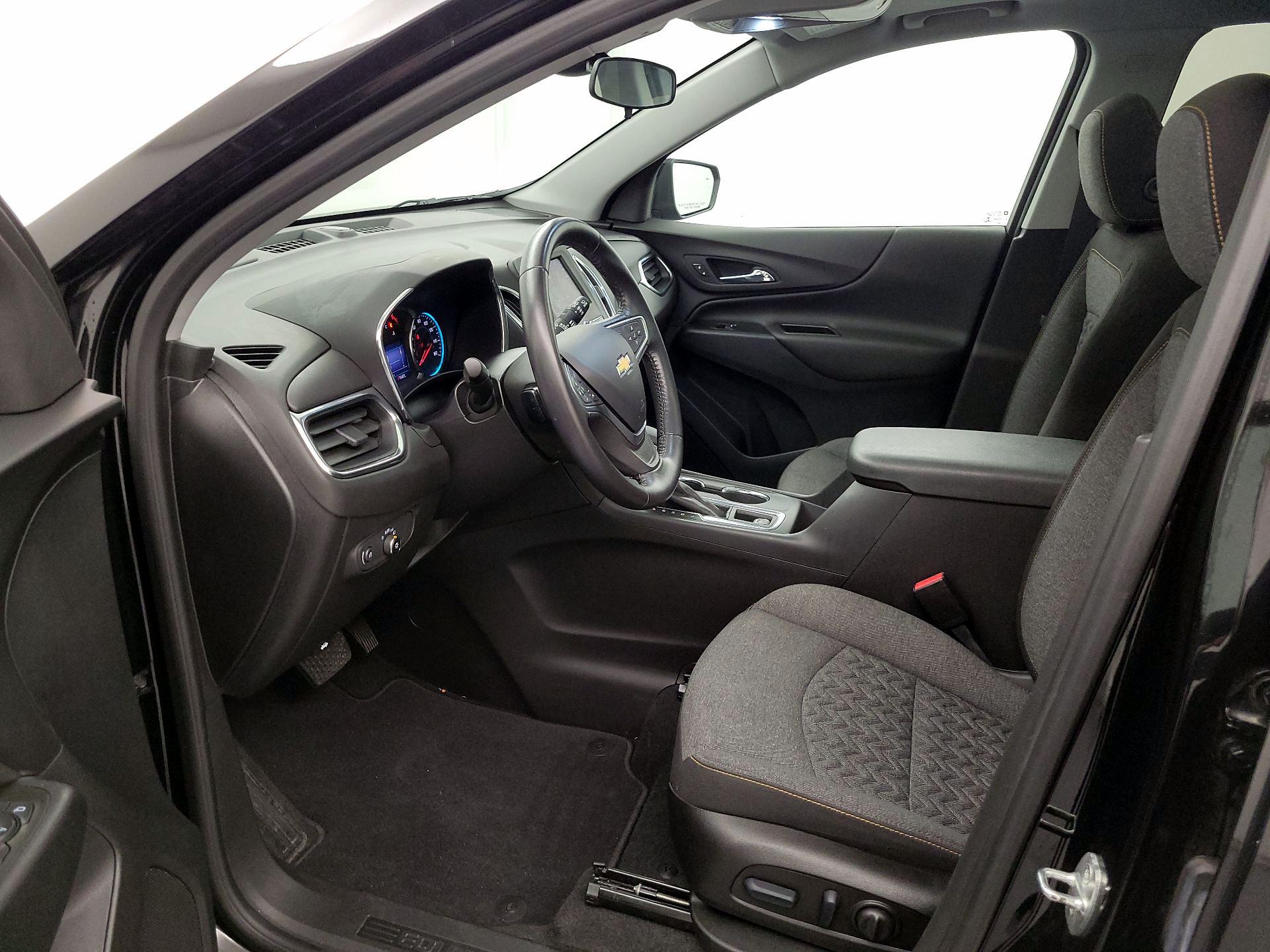 Thumbnail: 2022 Chevrolet Equinox - 11