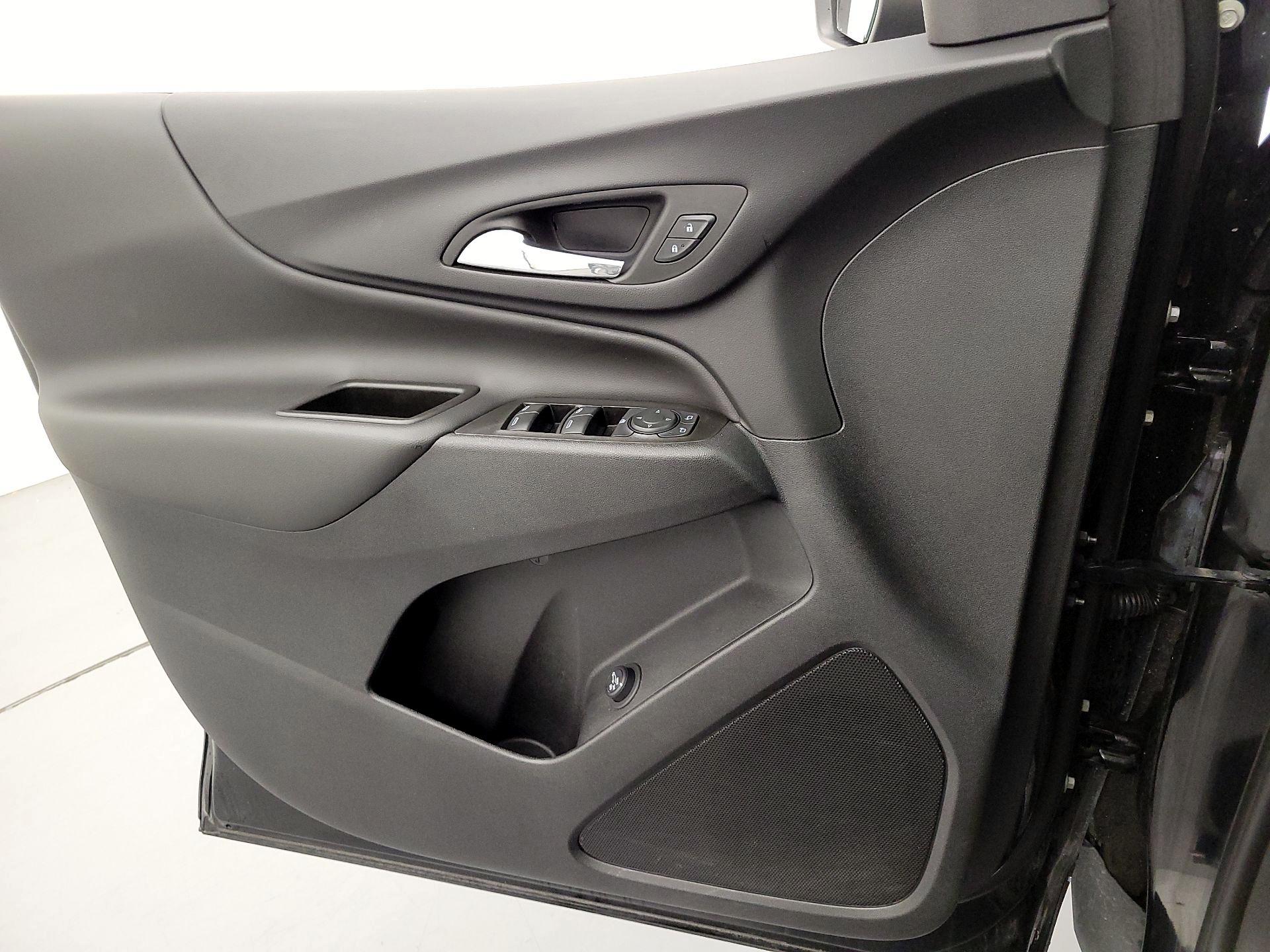 Thumbnail: 2022 Chevrolet Equinox - 12
