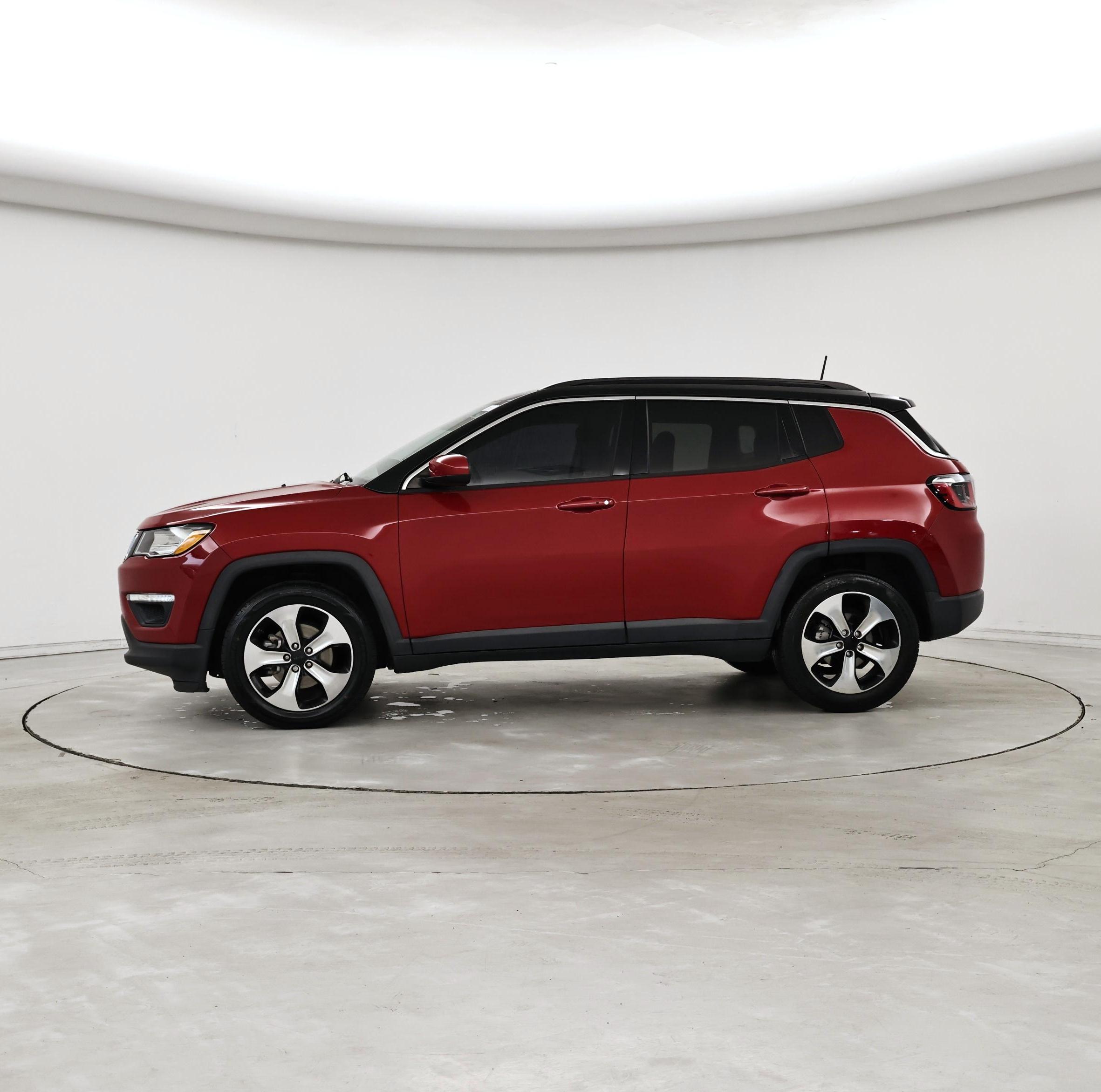 Thumbnail: 2018 Jeep Compass - 3