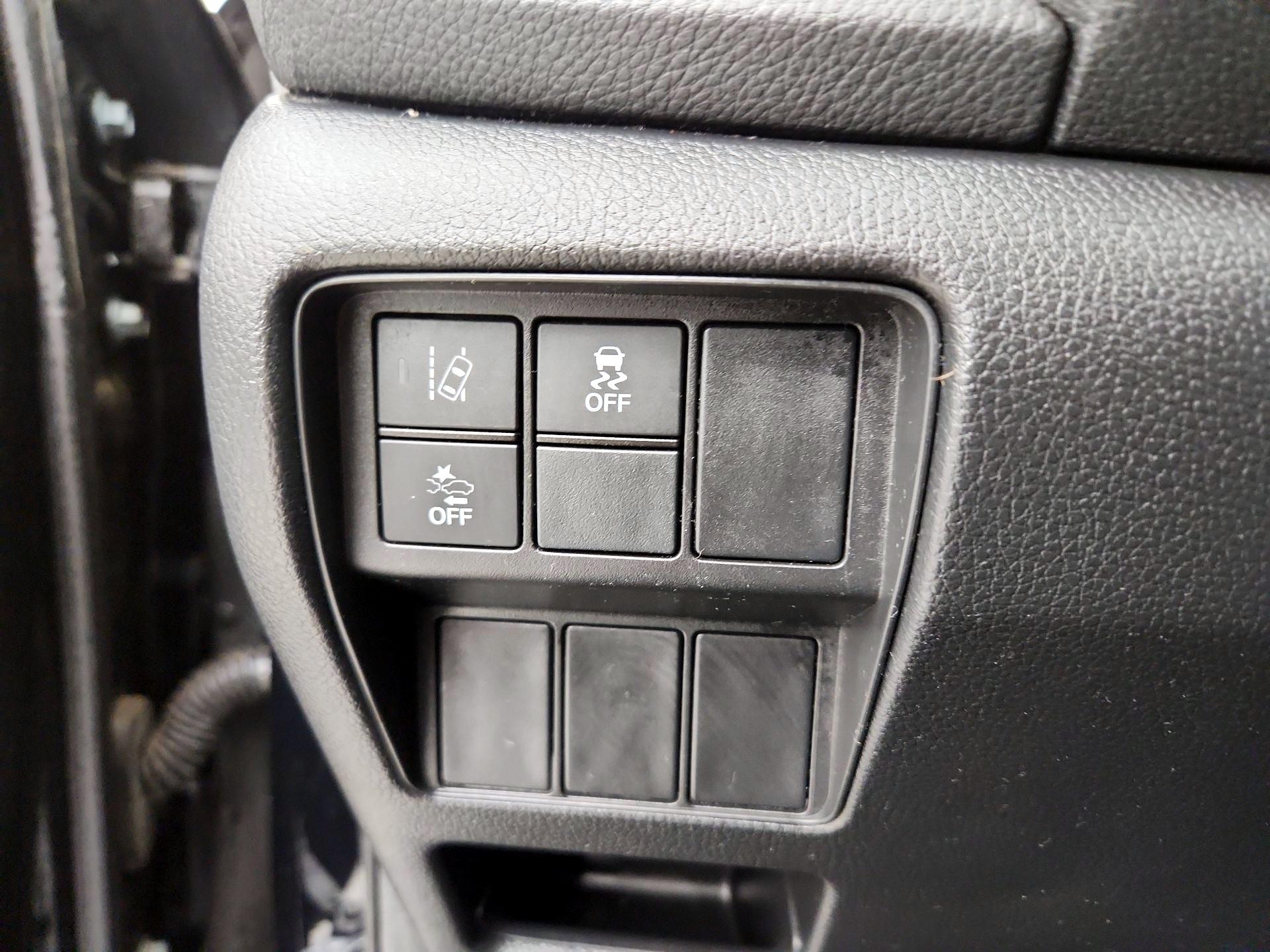Thumbnail: 2018 Honda CR-V - 13