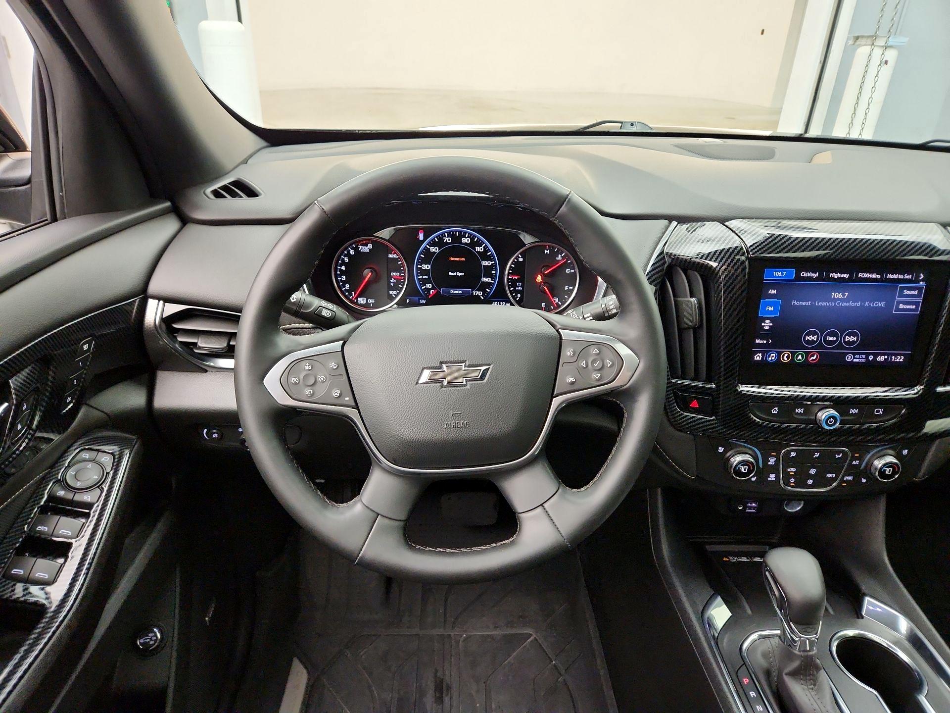 Thumbnail: 2023 Chevrolet Traverse - 10