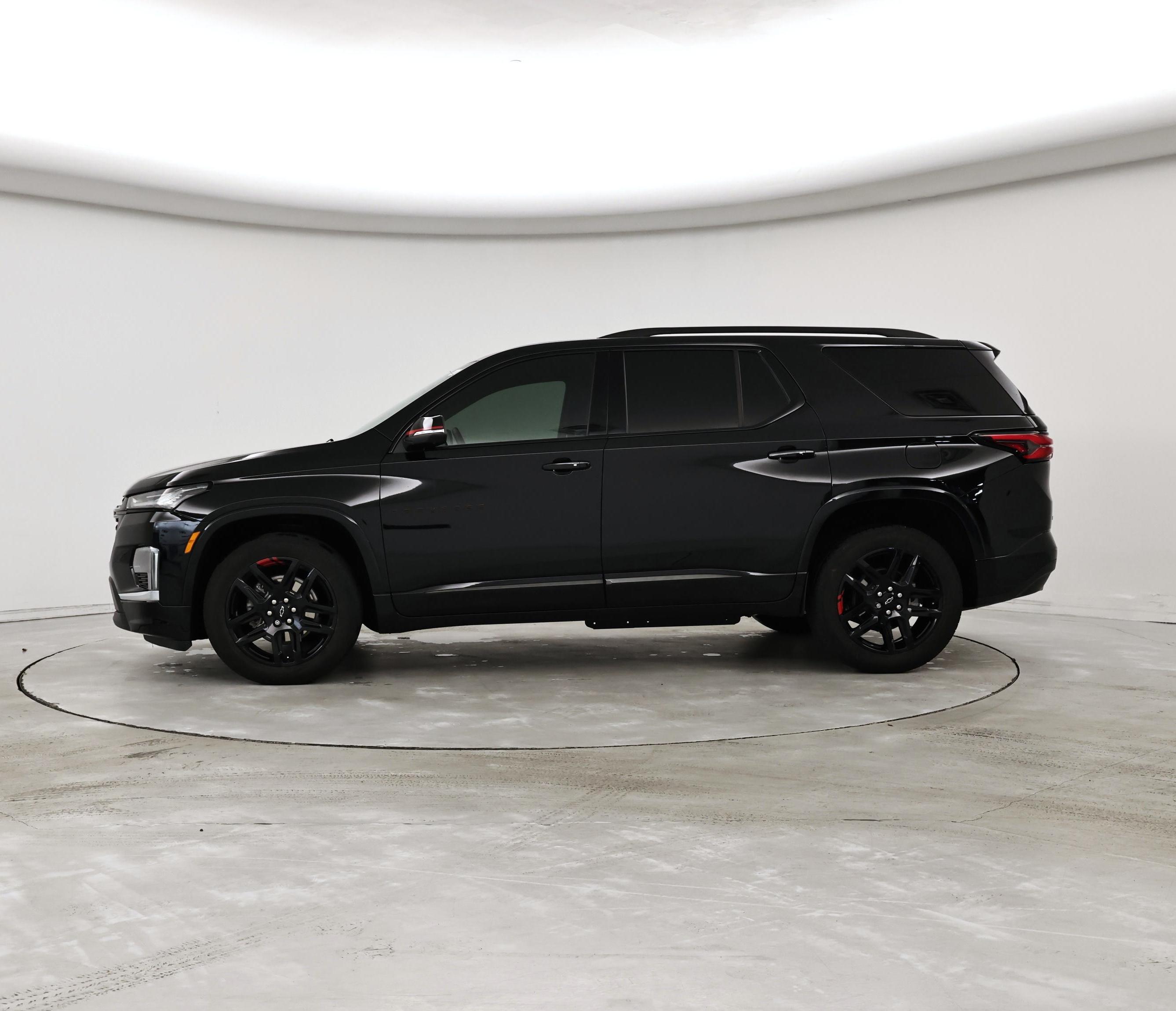 Thumbnail: 2023 Chevrolet Traverse - 3