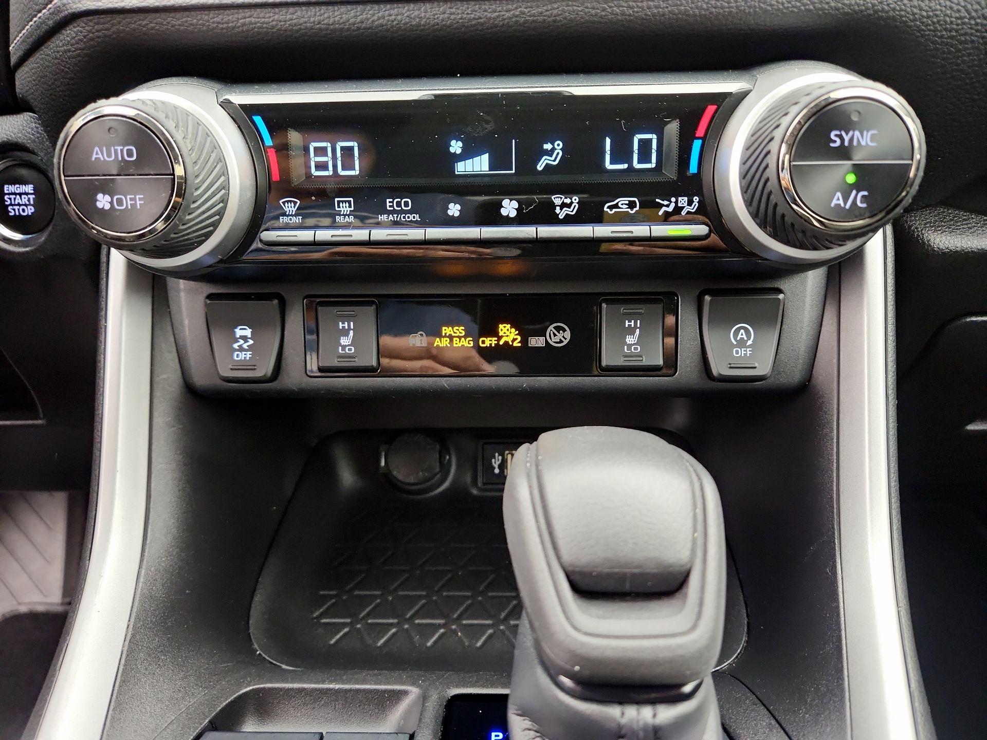 Thumbnail: 2023 Toyota RAV4 - 16