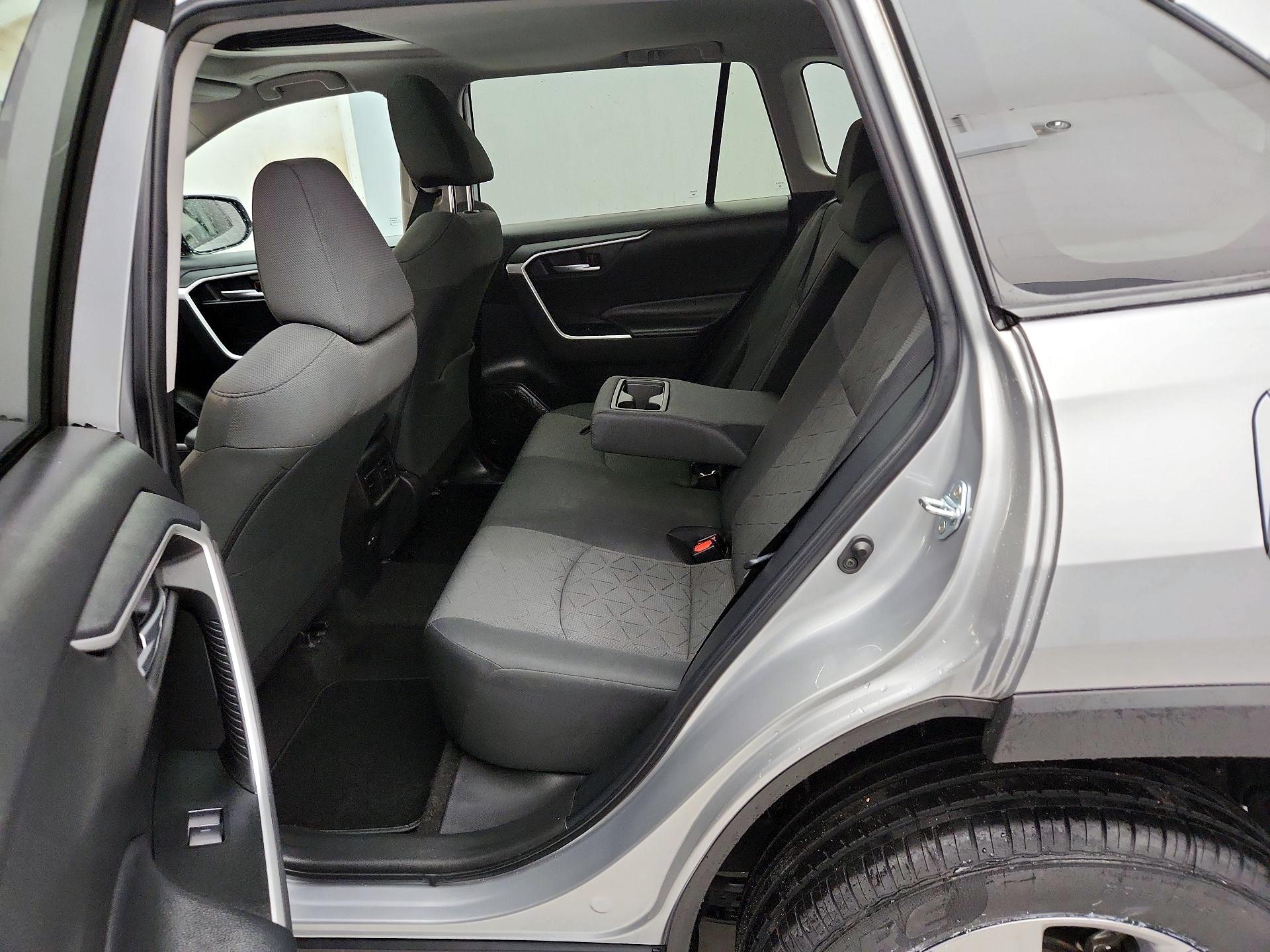 Thumbnail: 2023 Toyota RAV4 - 20