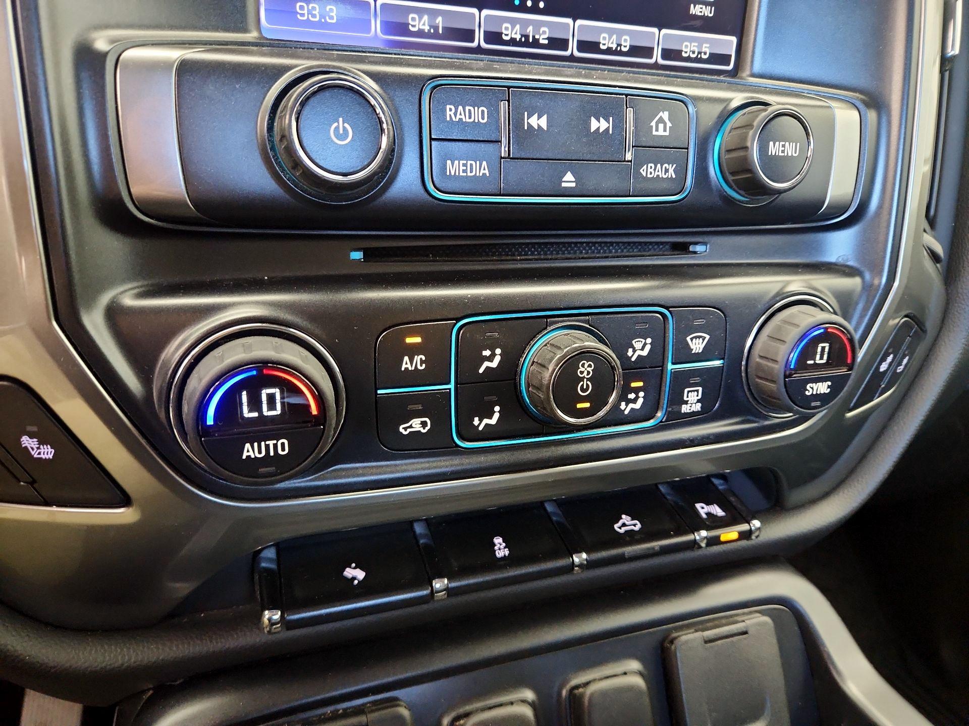 Thumbnail: 2014 Chevrolet Silverado 1500 - 15