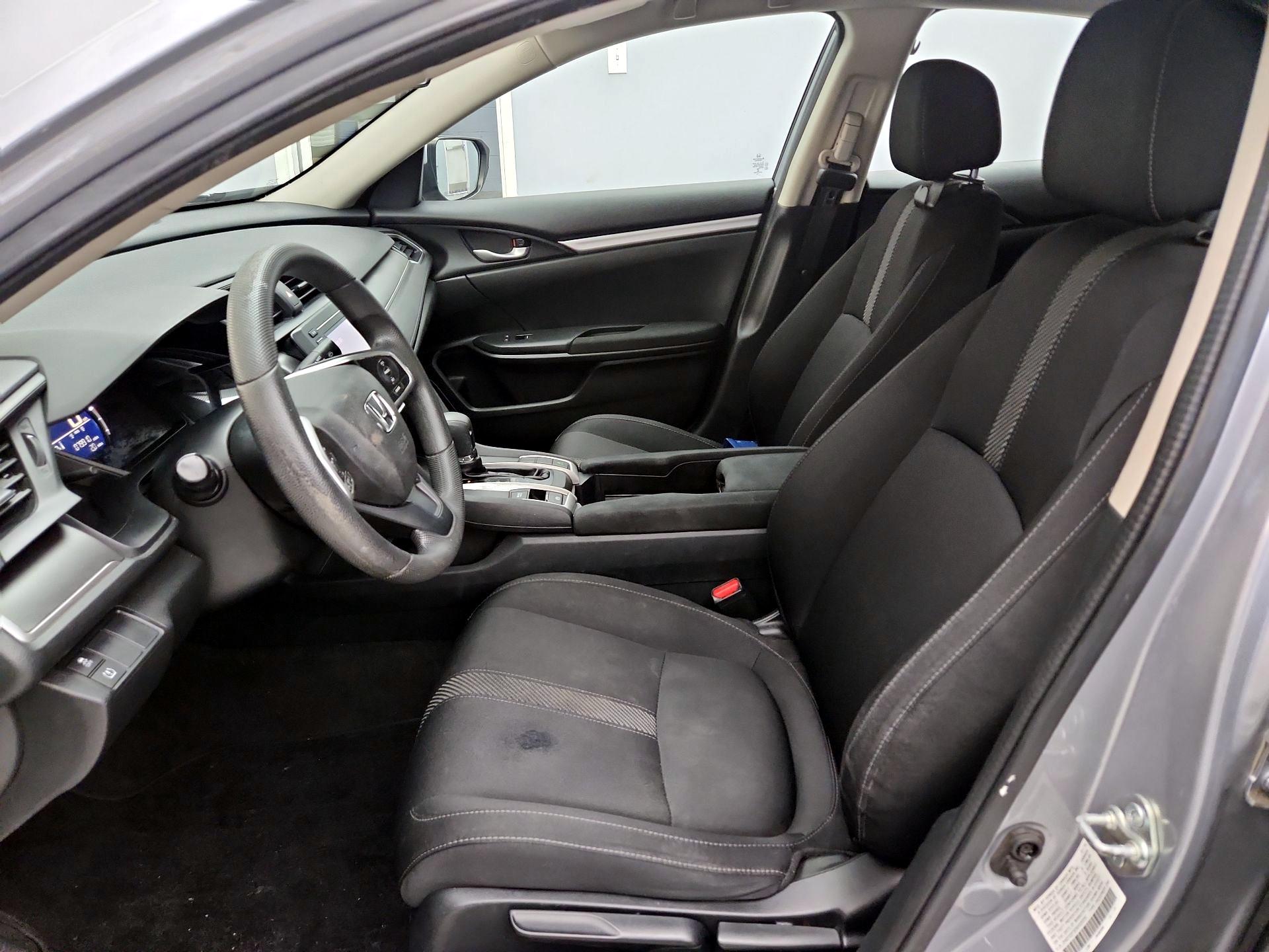 Thumbnail: 2016 Honda Civic - 11