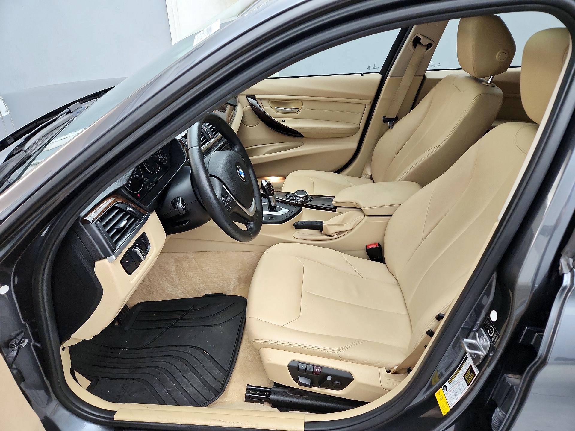 Thumbnail: 2015 BMW 3 Series - 11