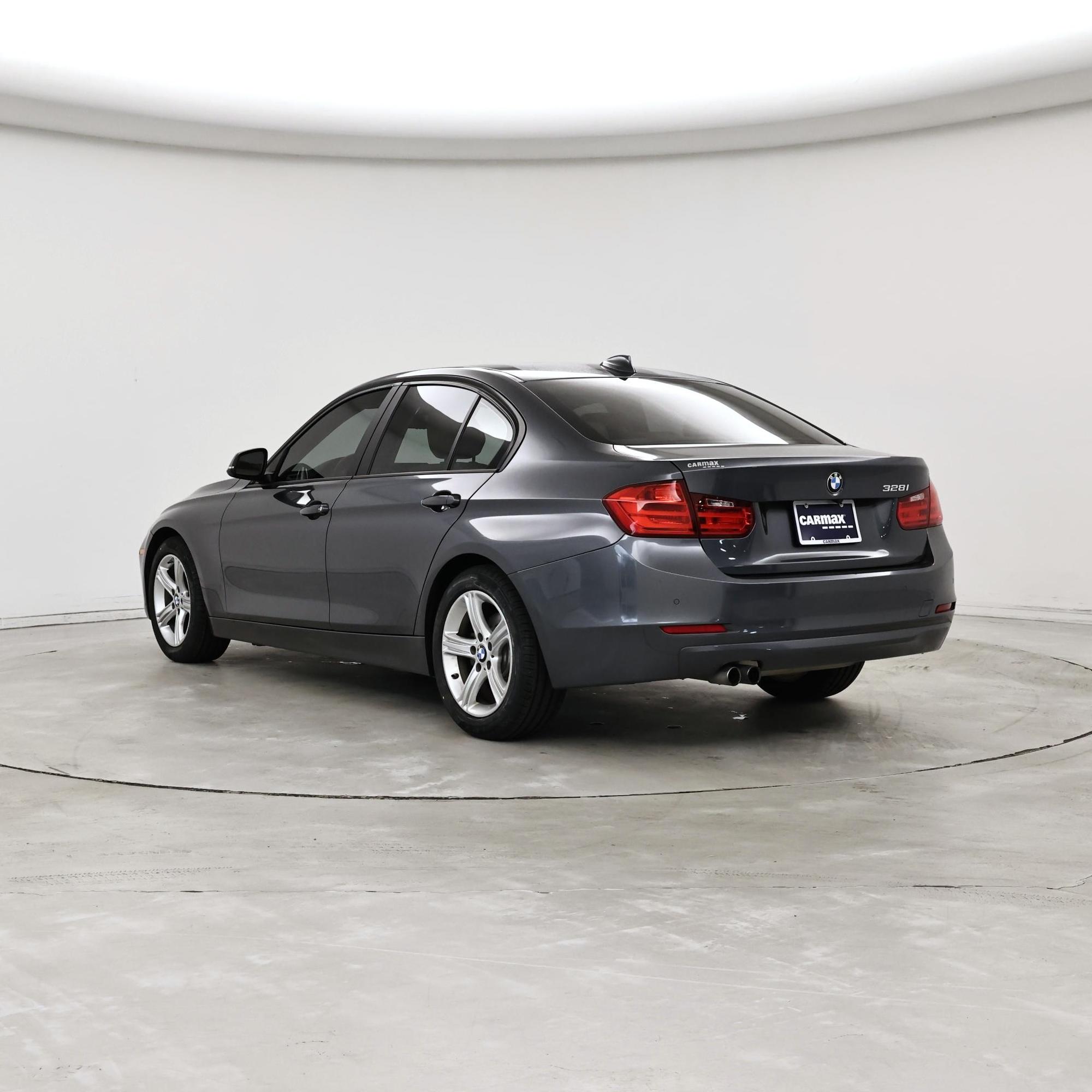 Thumbnail: 2015 BMW 3 Series - 2