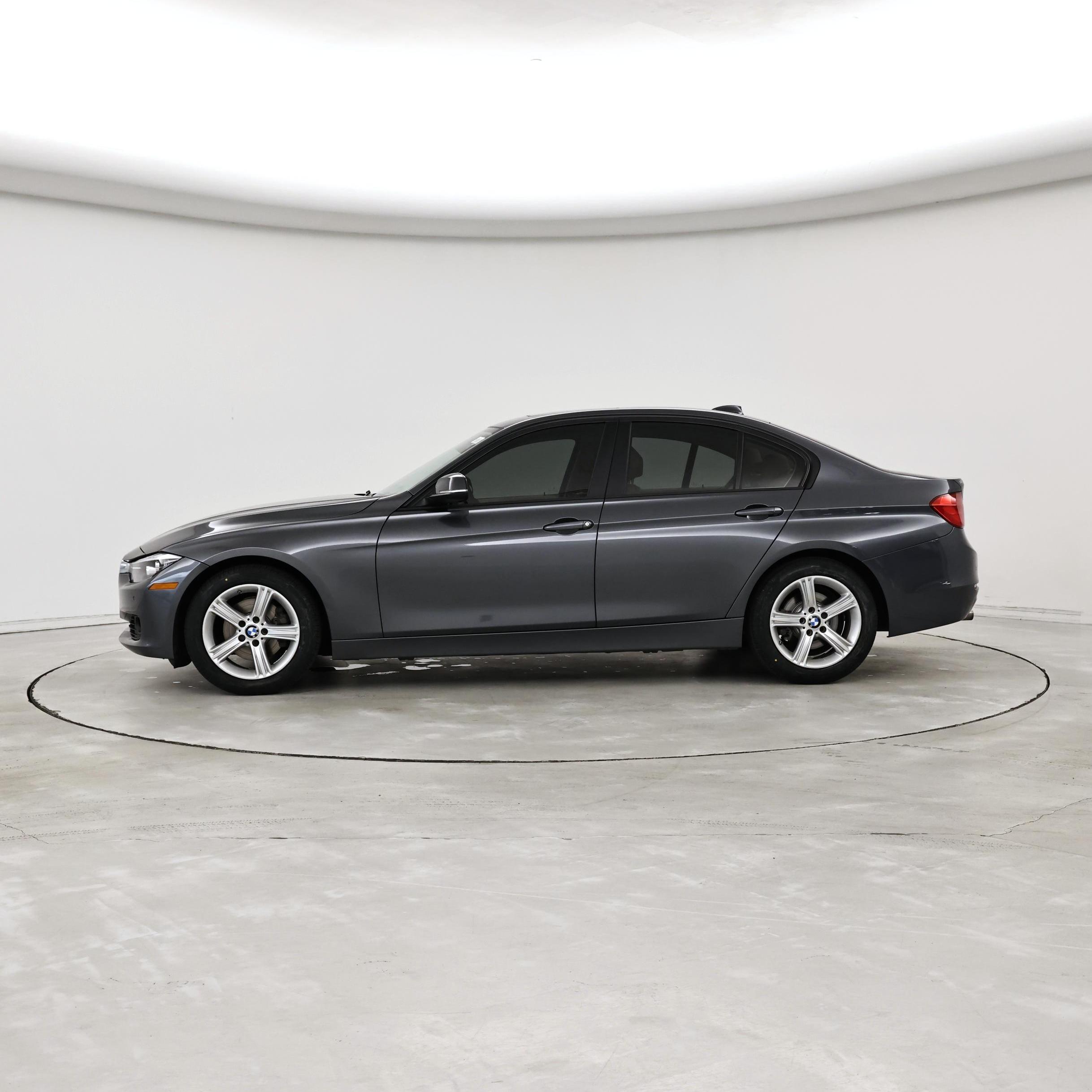 Thumbnail: 2015 BMW 3 Series - 3