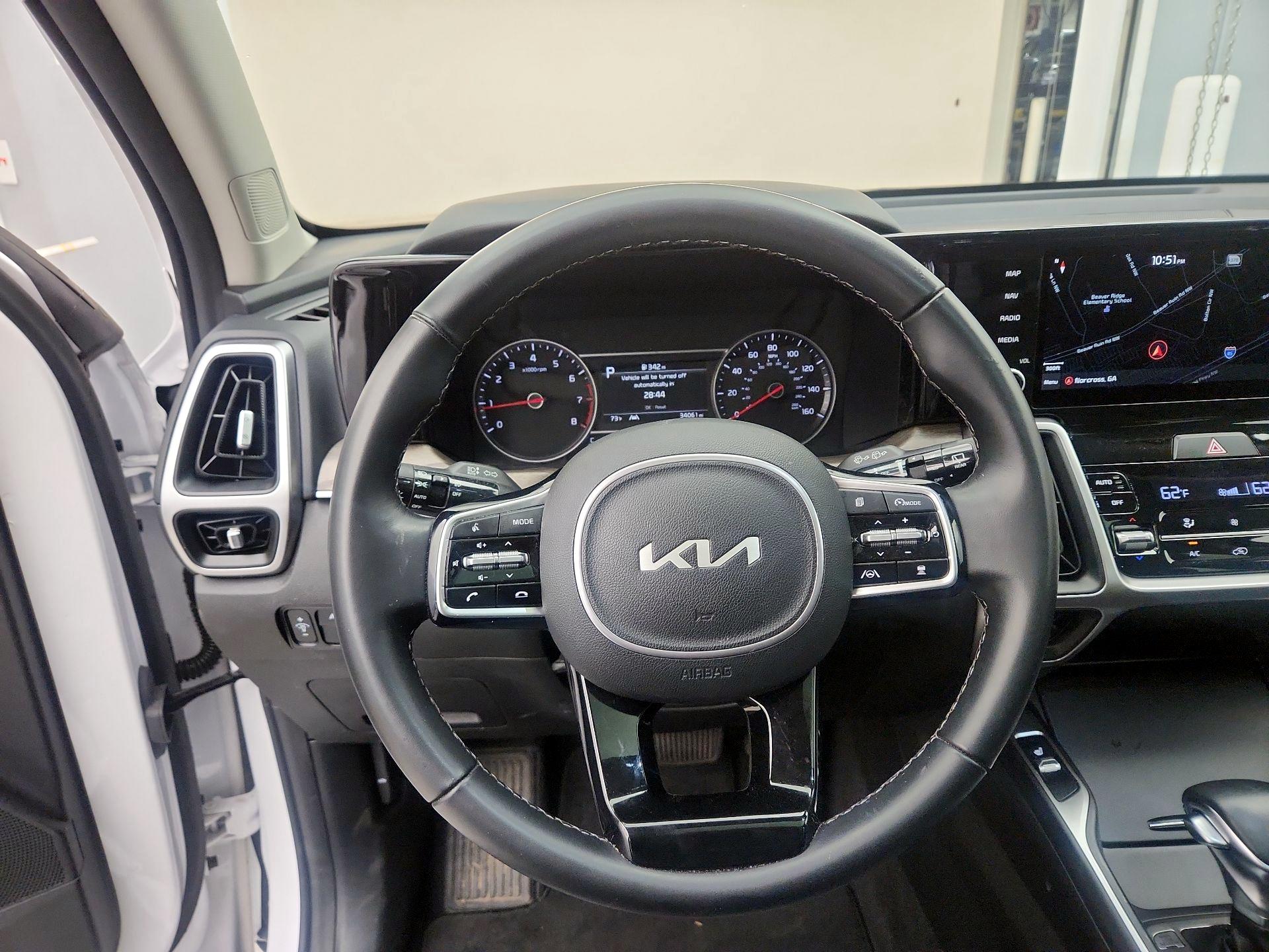 Thumbnail: 2022 Kia Sorento - 10