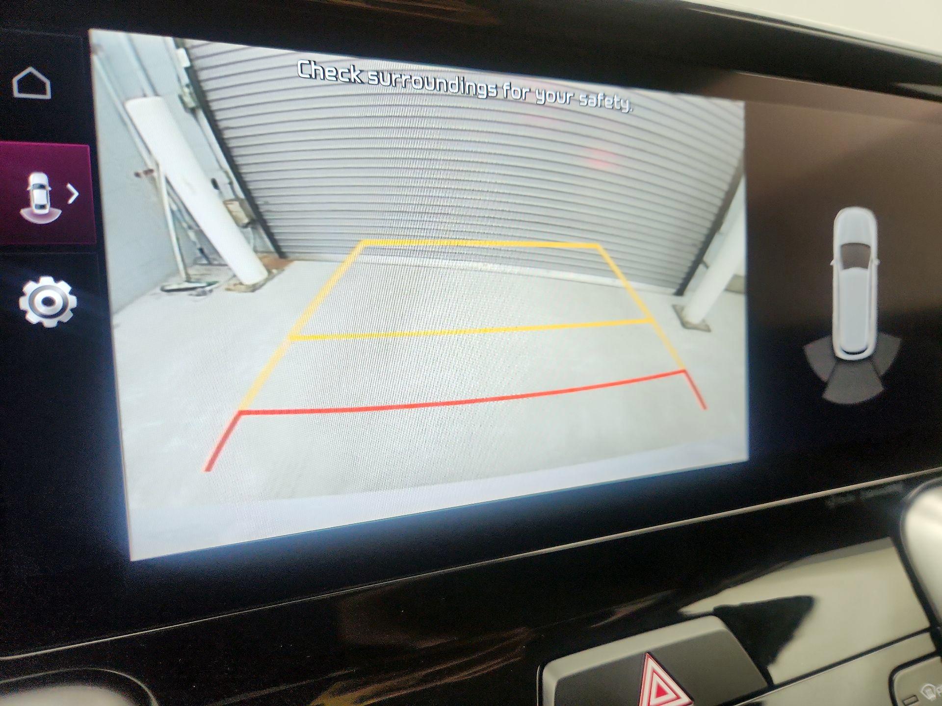 Thumbnail: 2022 Kia Sorento - 15