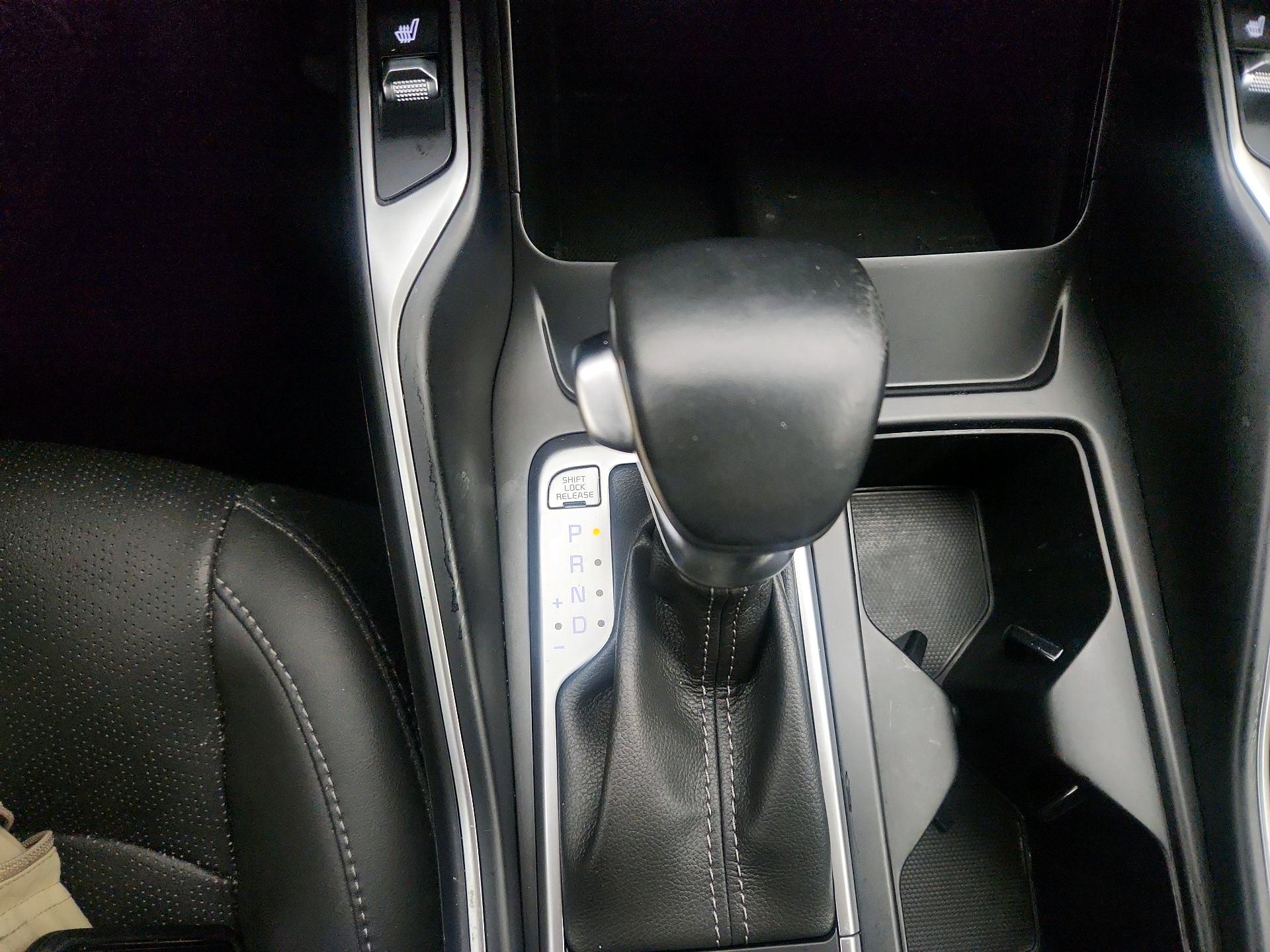 Thumbnail: 2022 Kia Sorento - 18