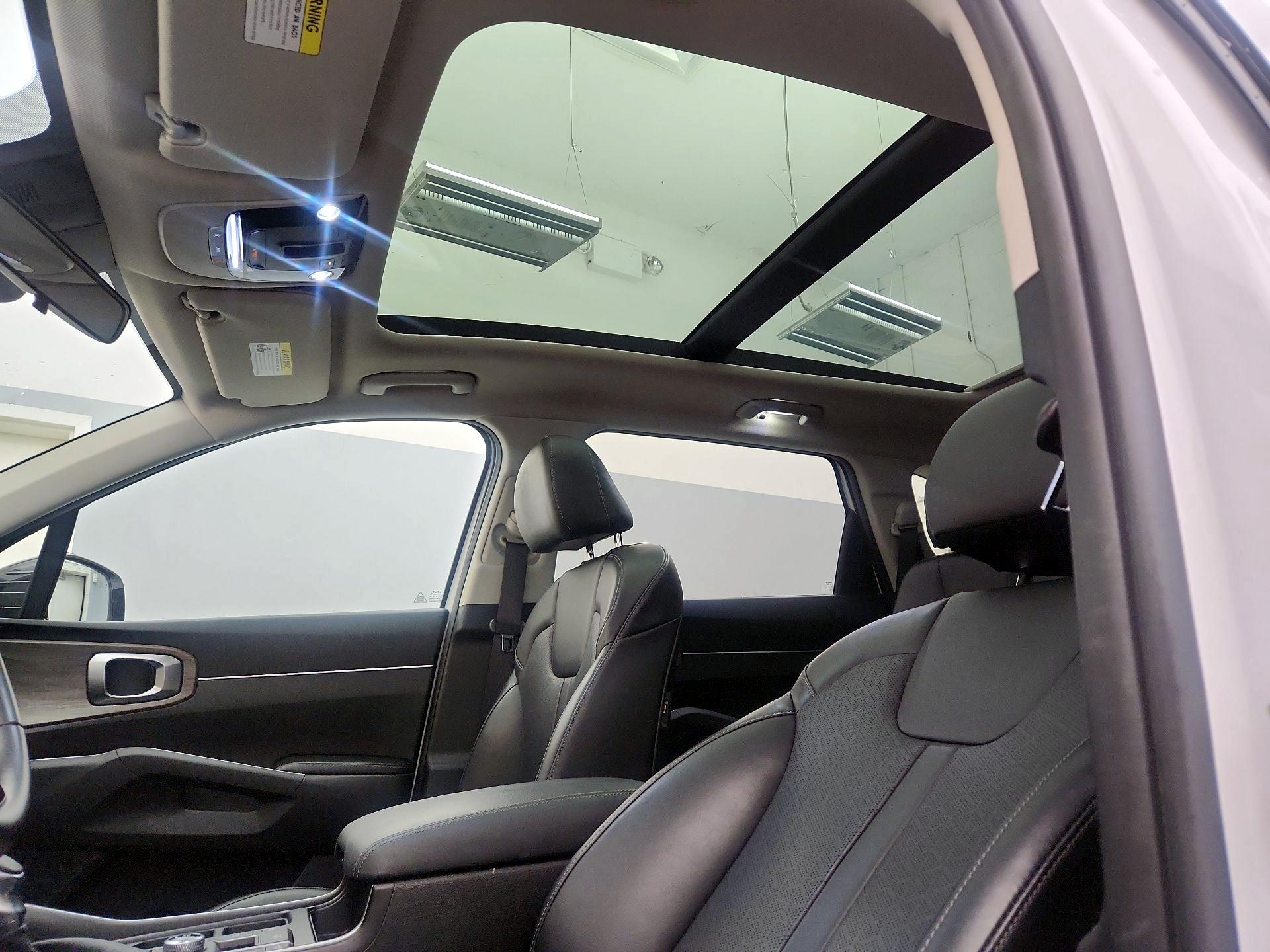 Thumbnail: 2022 Kia Sorento - 20