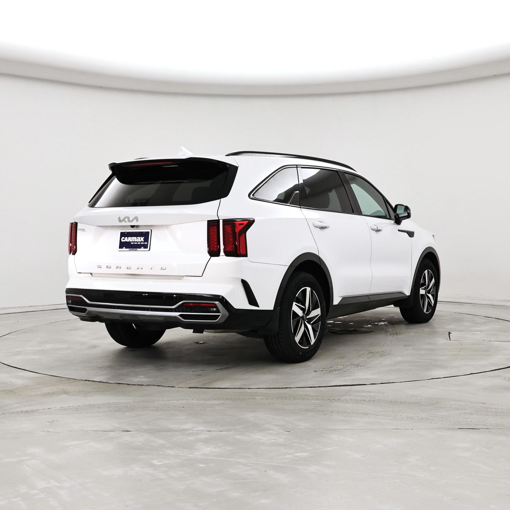 Thumbnail: 2022 Kia Sorento - 8