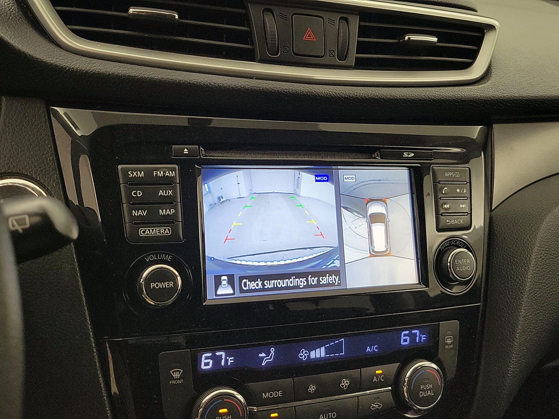 Thumbnail: 2016 Nissan Rogue - 15