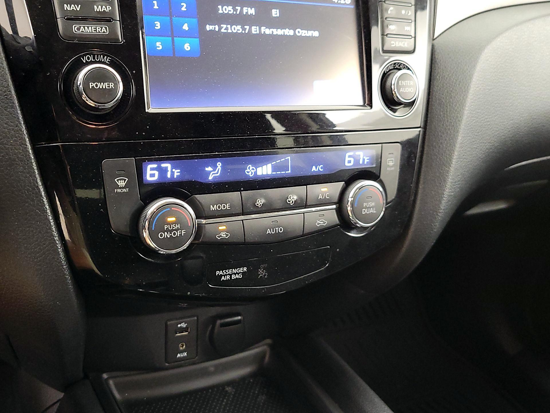 Thumbnail: 2016 Nissan Rogue - 17