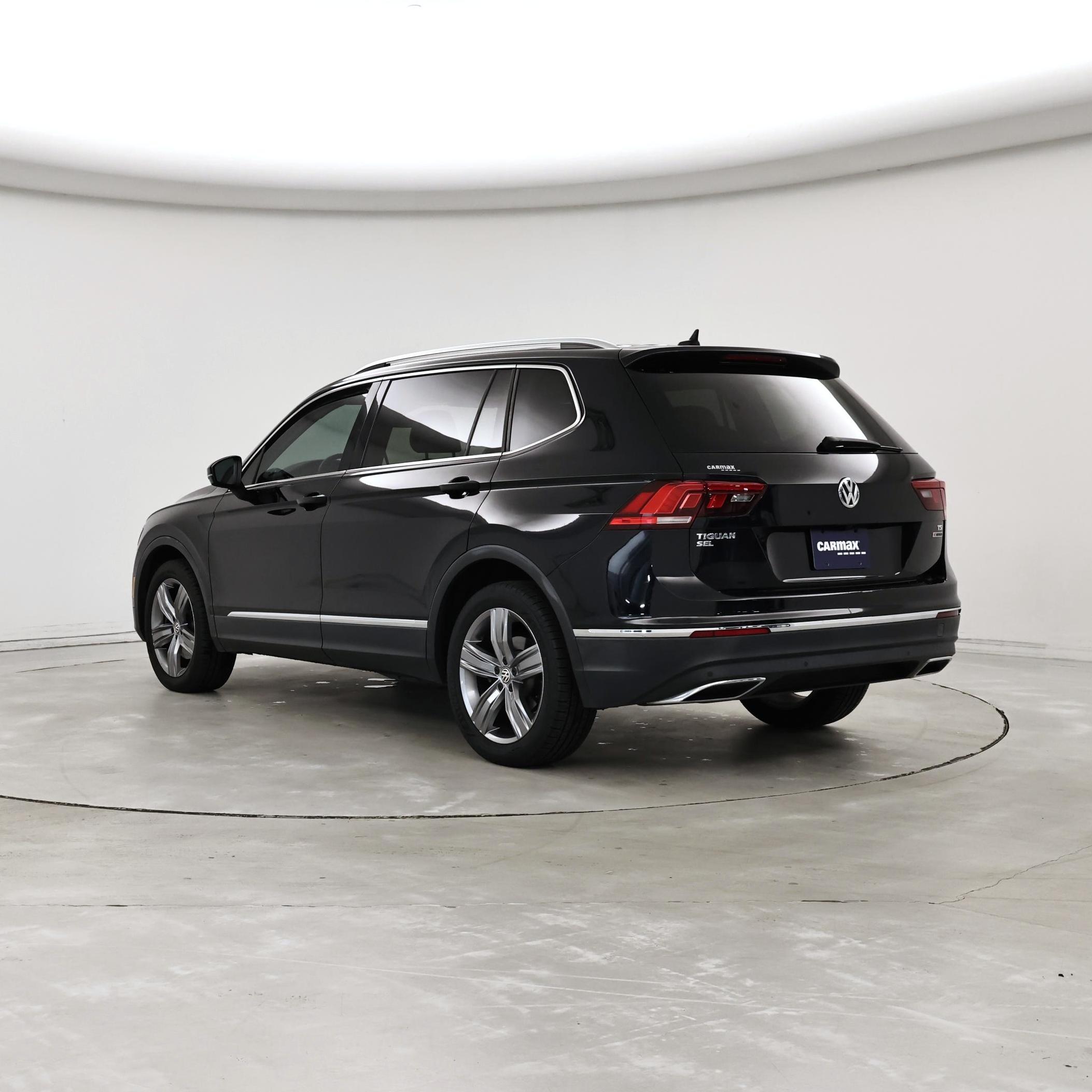 Thumbnail: 2018 Volkswagen Tiguan - 2