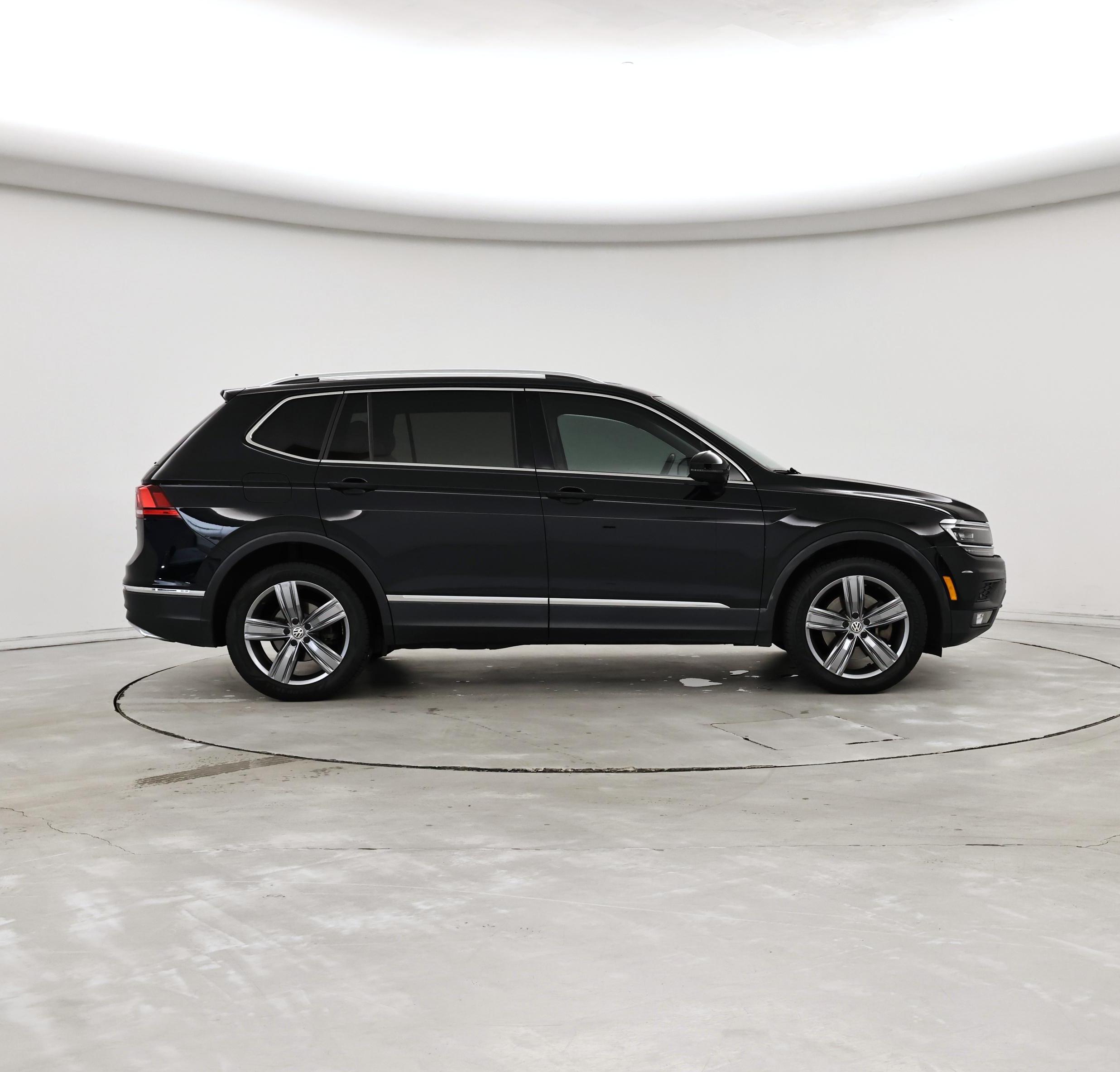 Thumbnail: 2018 Volkswagen Tiguan - 7