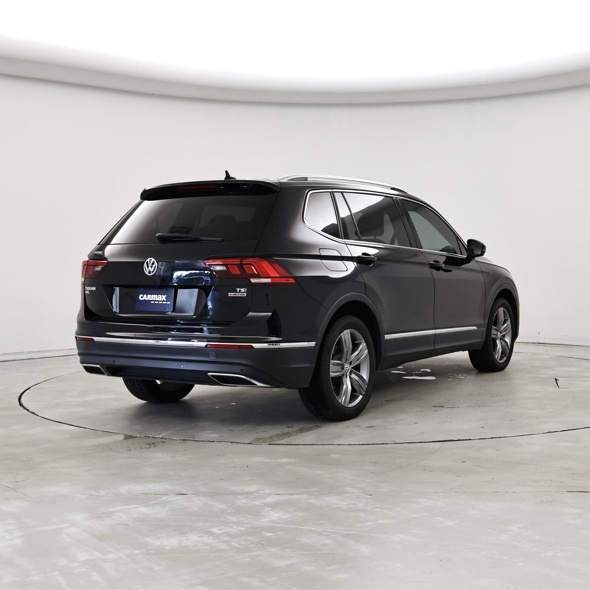 Thumbnail: 2018 Volkswagen Tiguan - 8