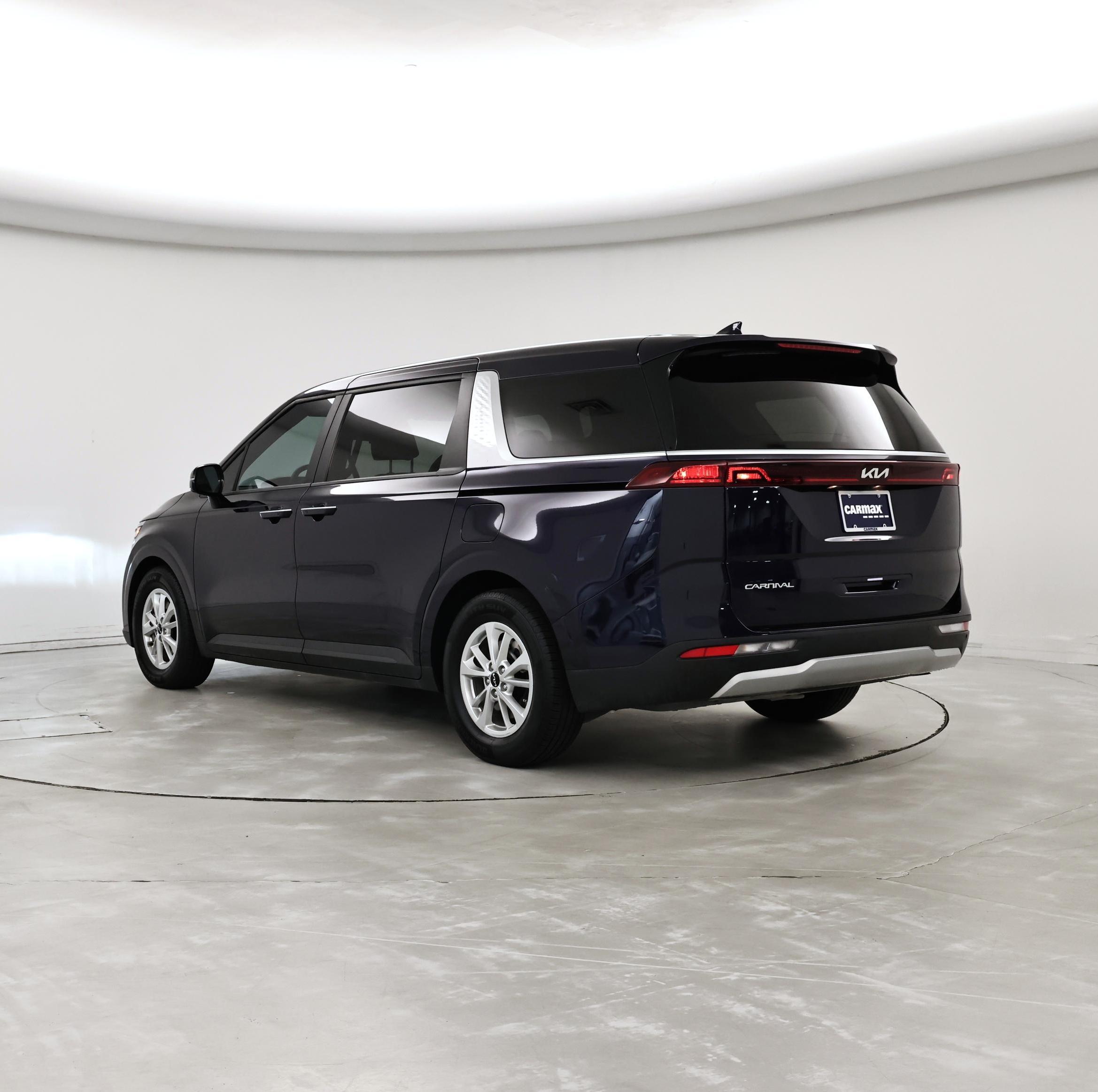 Thumbnail: 2024 Kia Carnival - 2