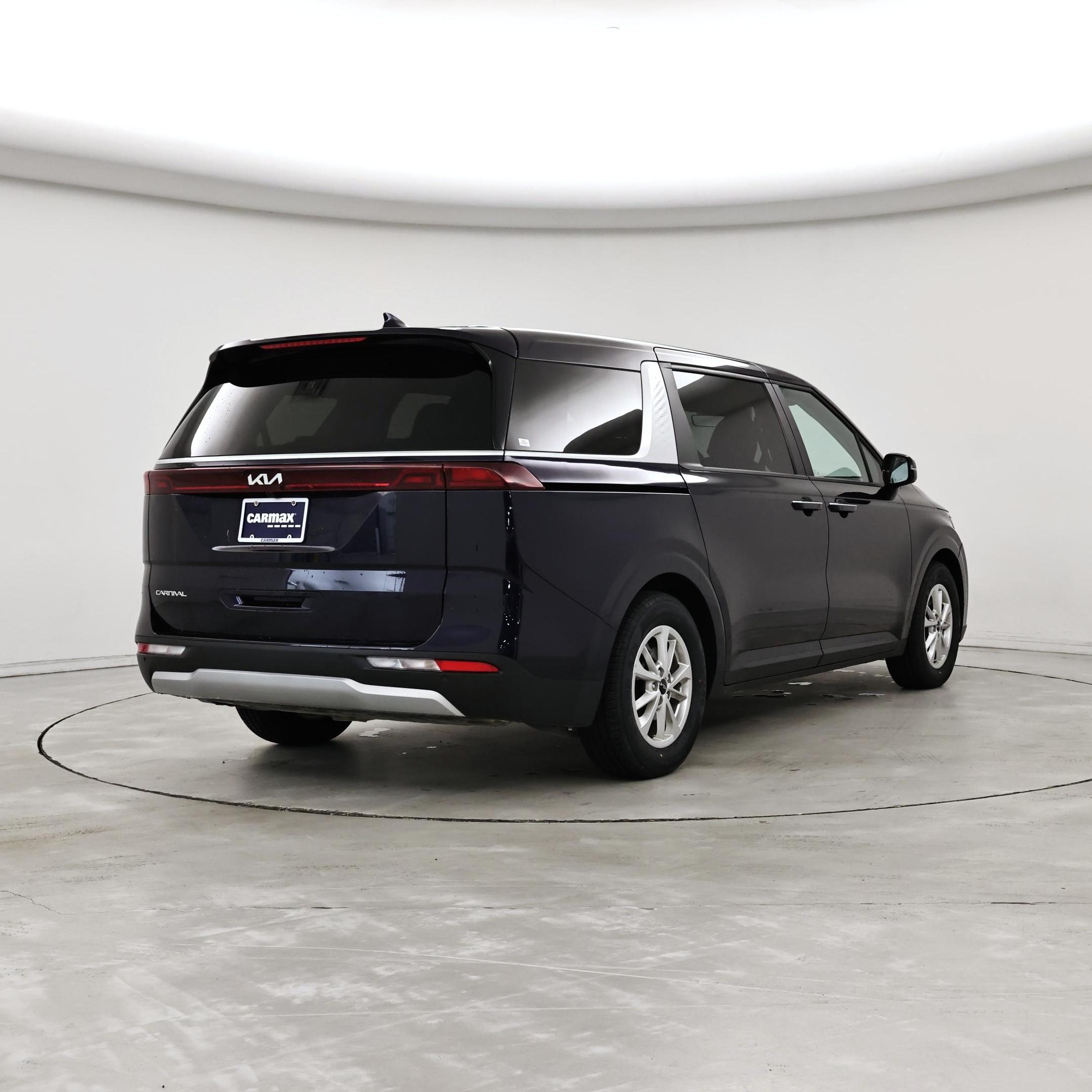Thumbnail: 2024 Kia Carnival - 8