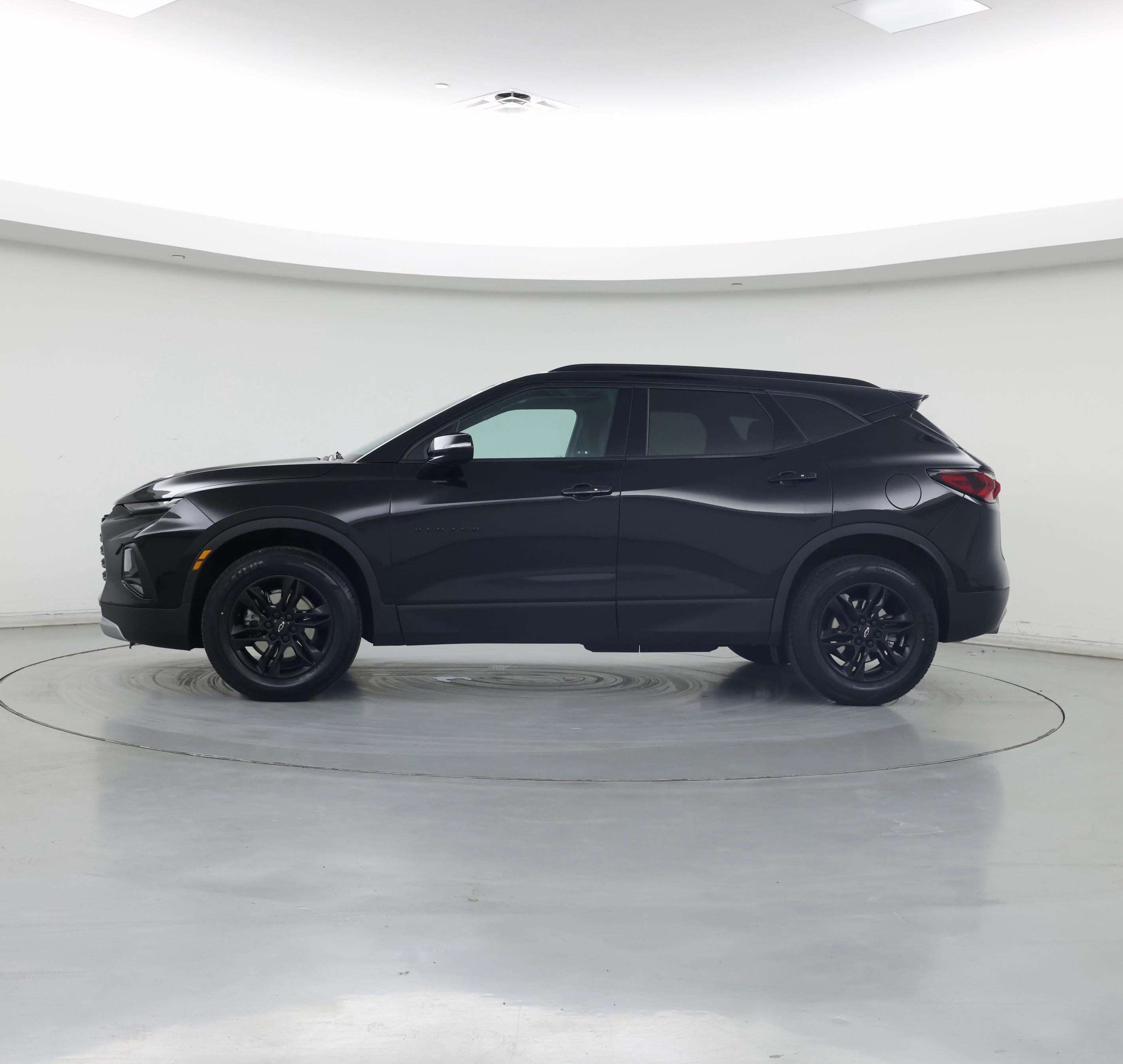 Thumbnail: 2022 Chevrolet Blazer - 3