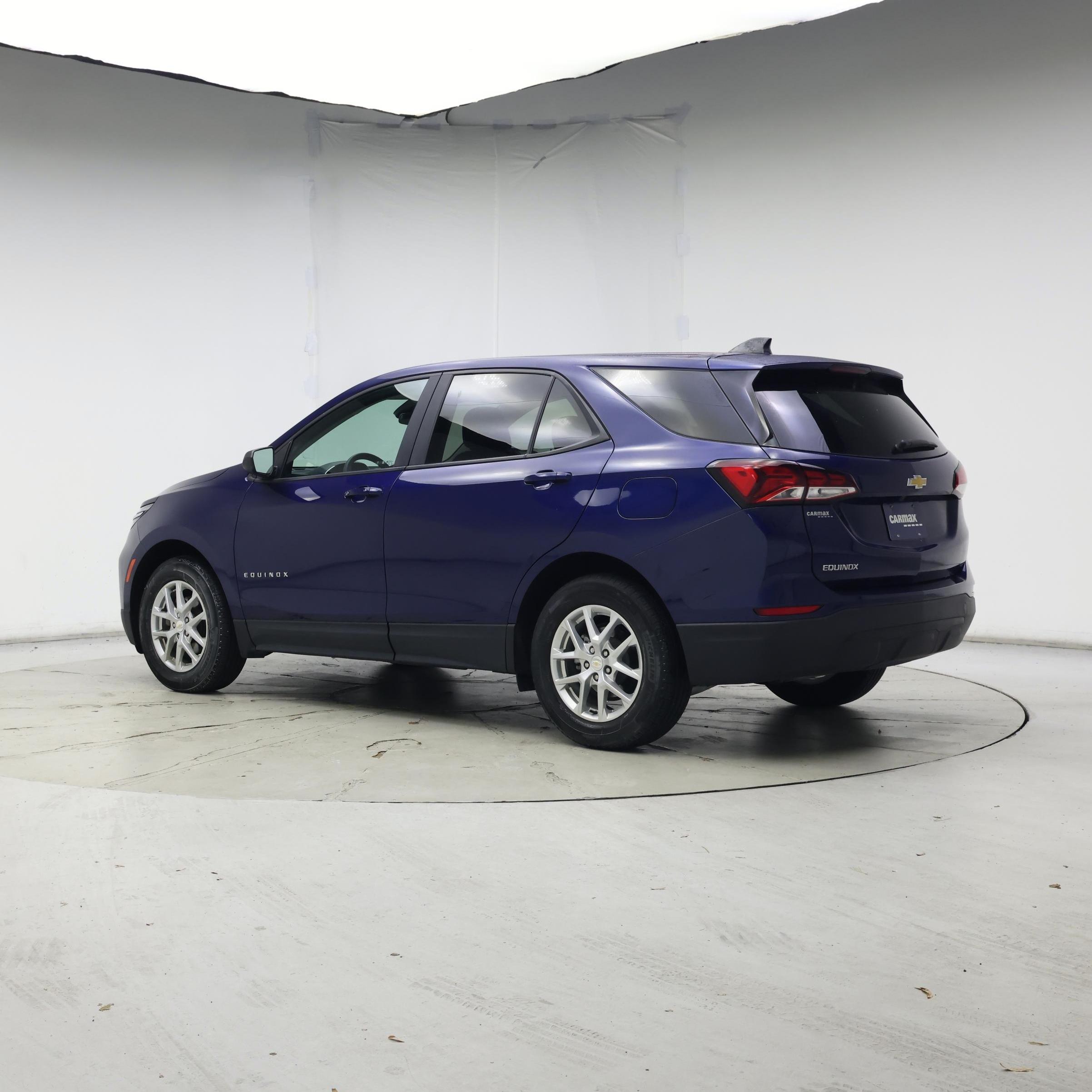 Thumbnail: 2023 Chevrolet Equinox - 2