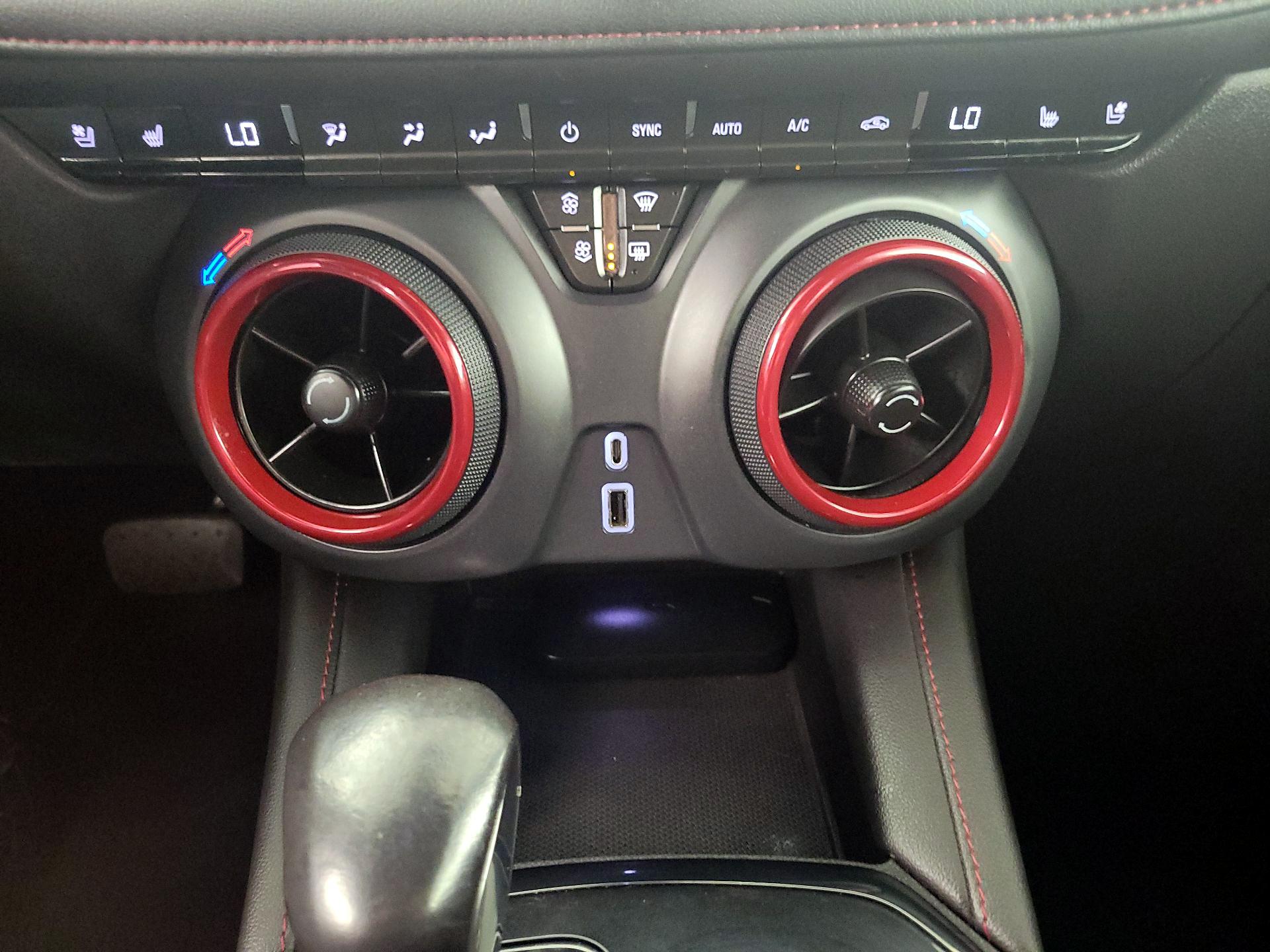 Thumbnail: 2022 Chevrolet Blazer - 16