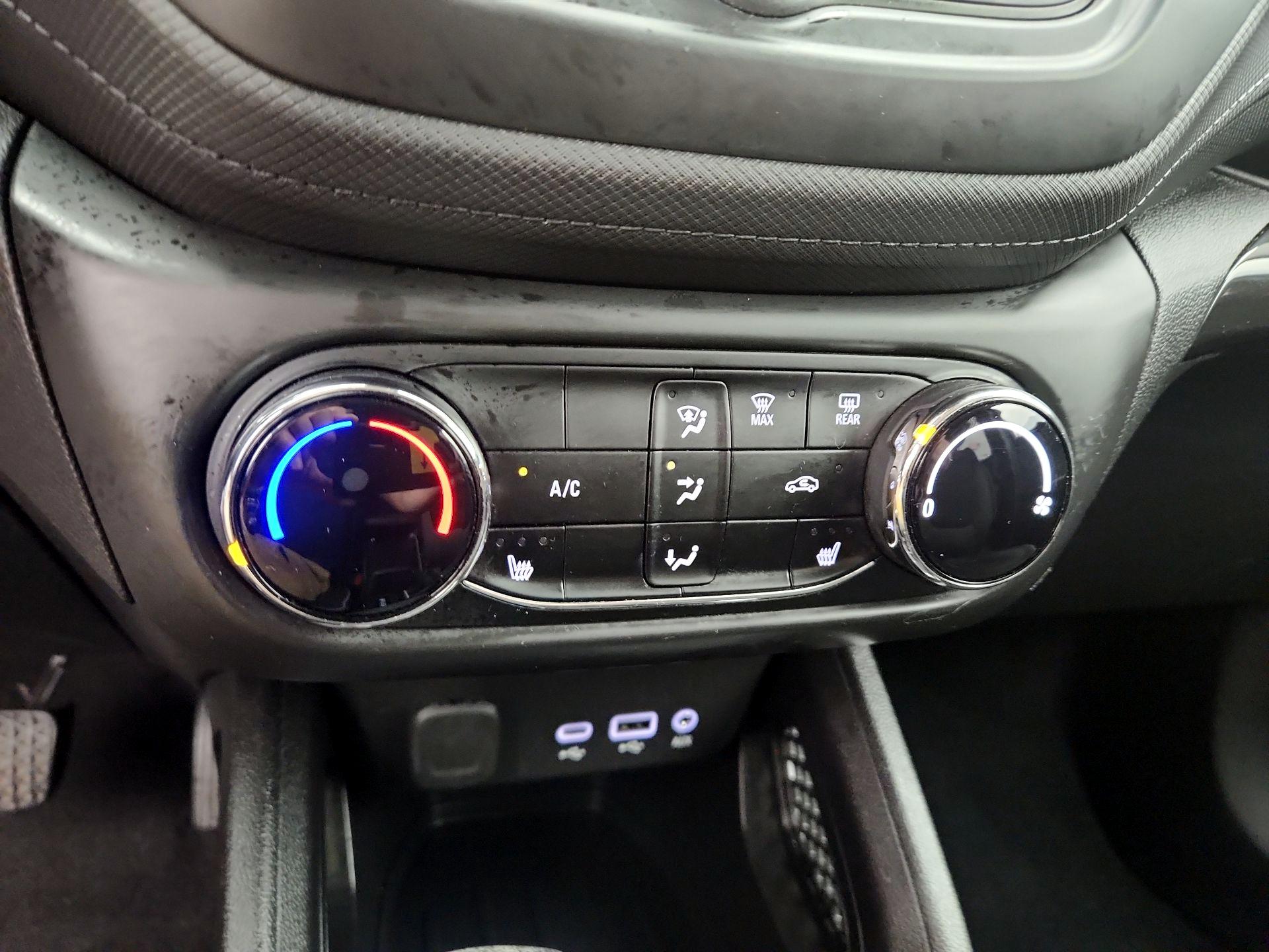 Thumbnail: 2023 Chevrolet TrailBlazer - 17