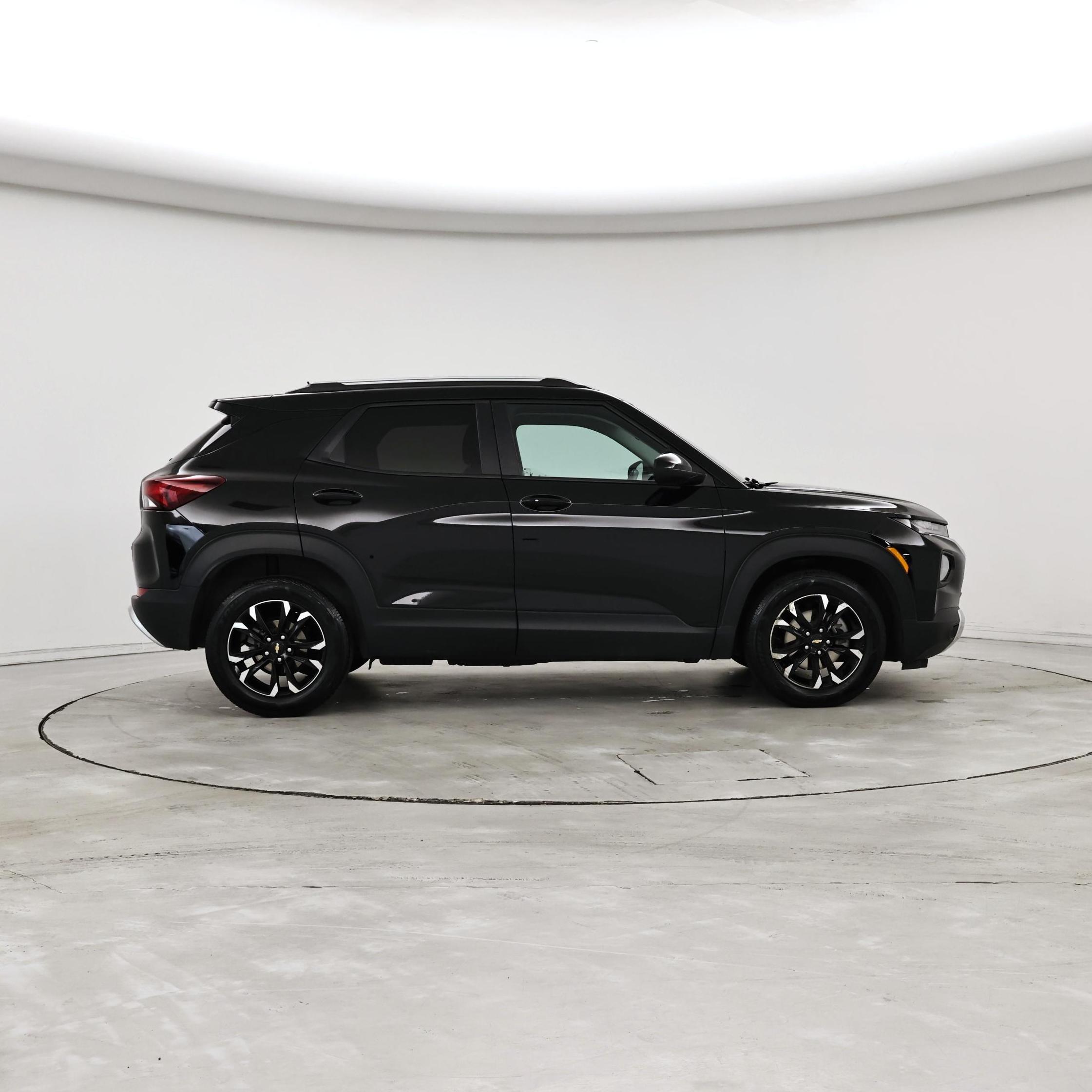 Thumbnail: 2023 Chevrolet TrailBlazer - 7