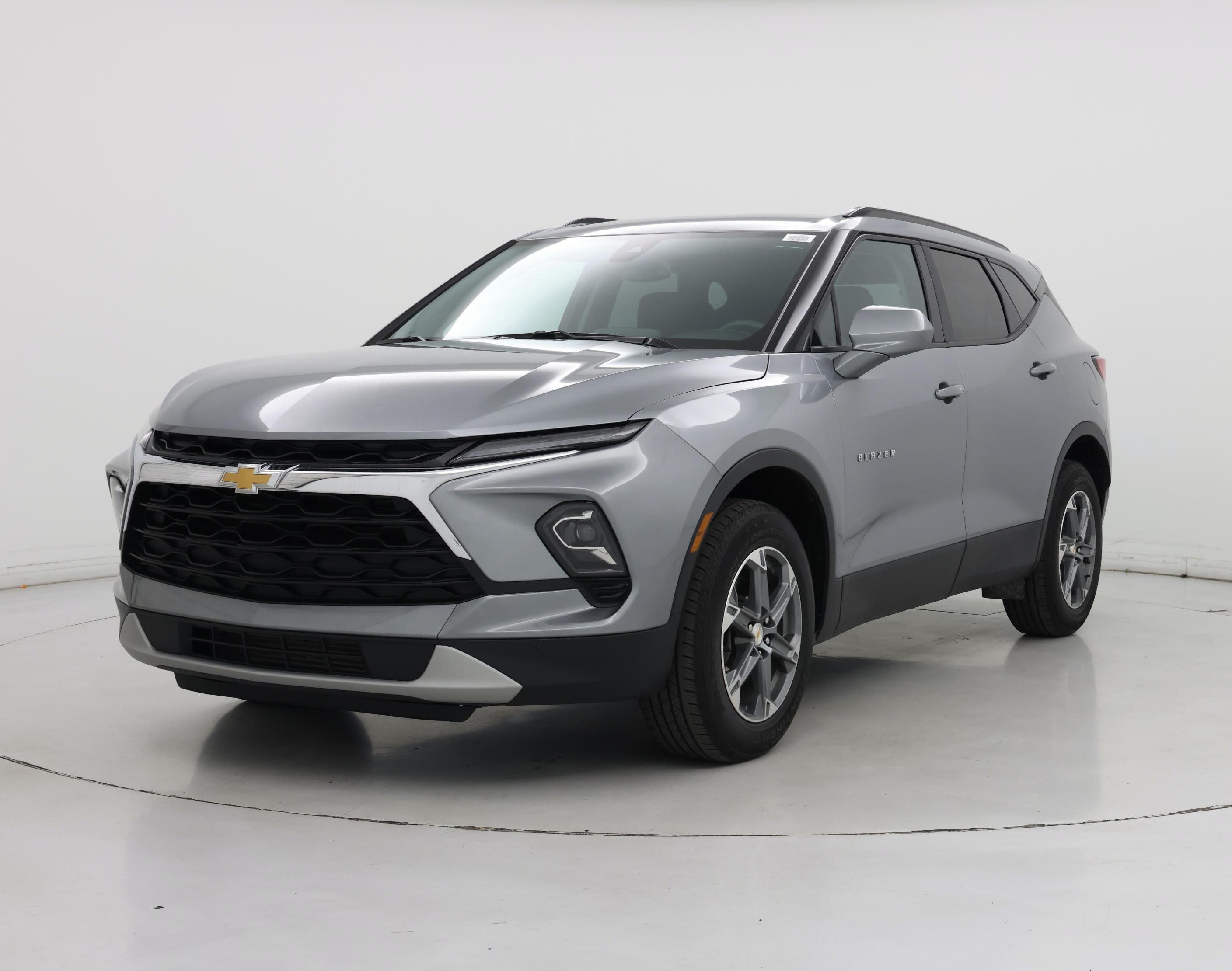 Thumbnail: 2023 Chevrolet Blazer - 4