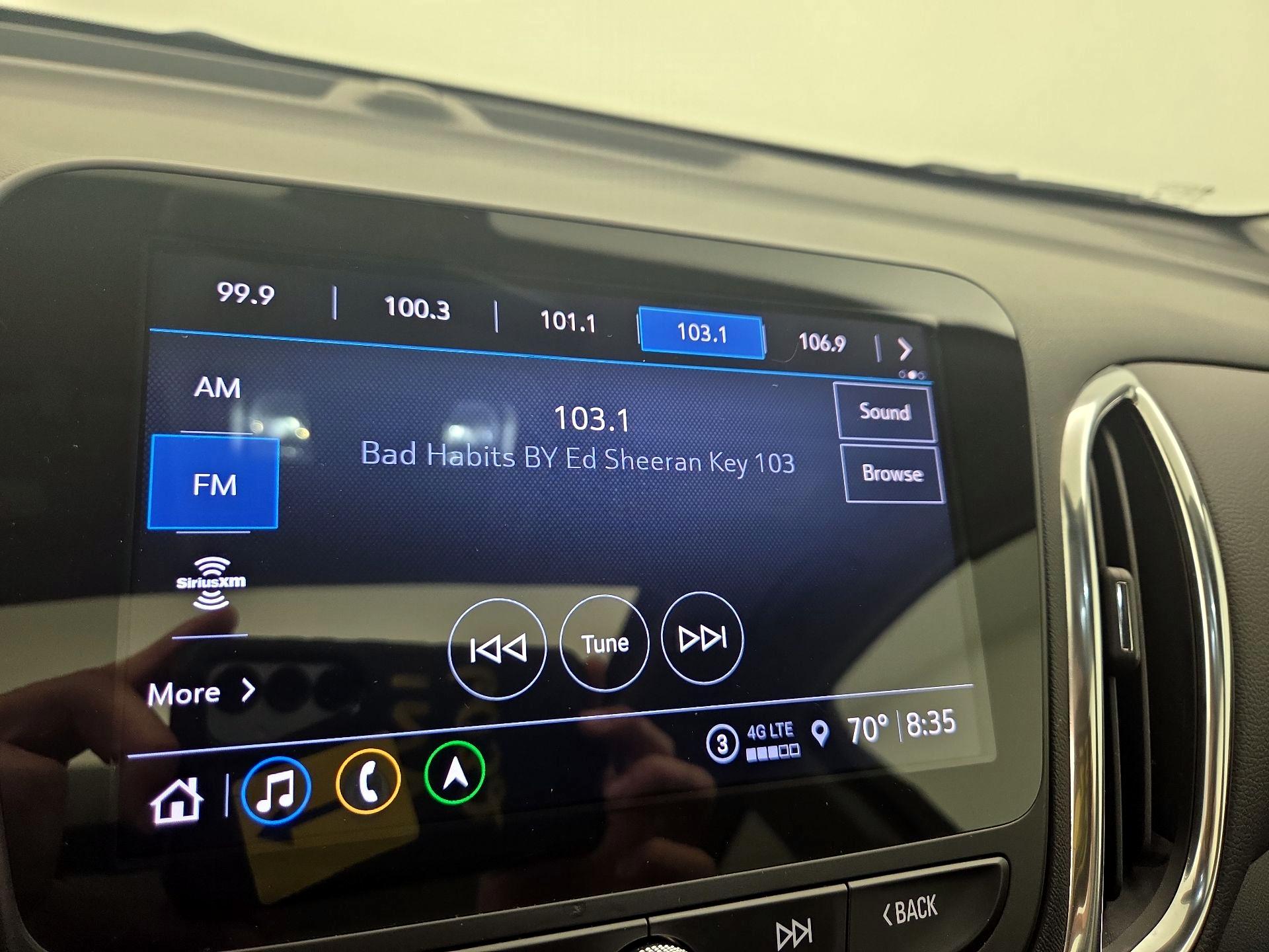 Thumbnail: 2022 Chevrolet Equinox - 16