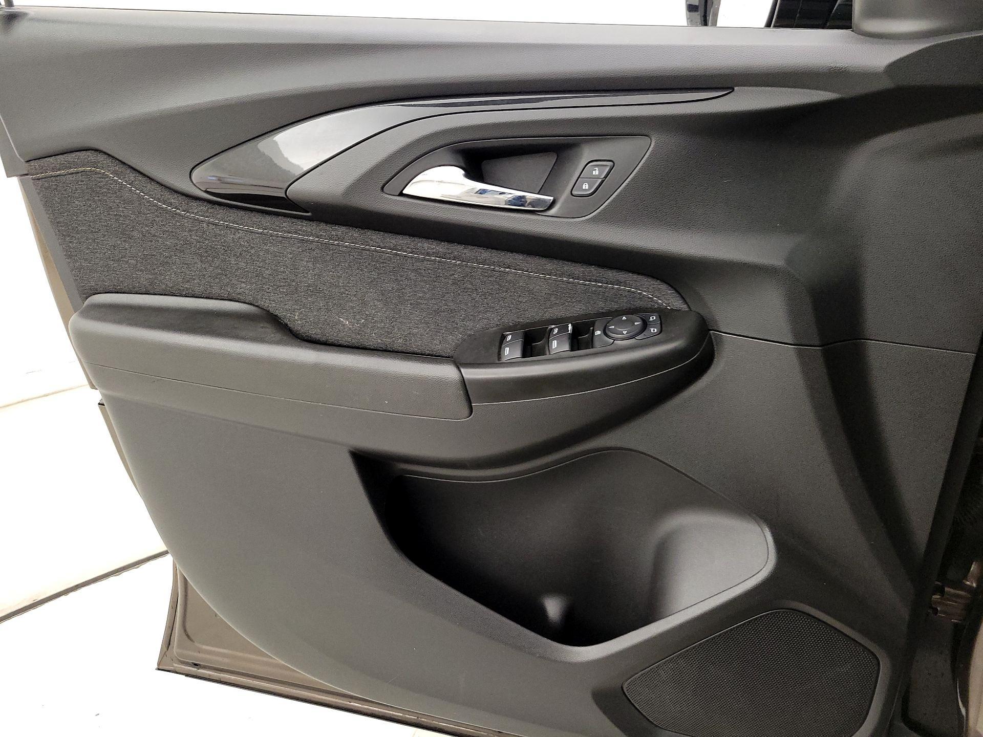 Thumbnail: 2021 Chevrolet TrailBlazer - 12