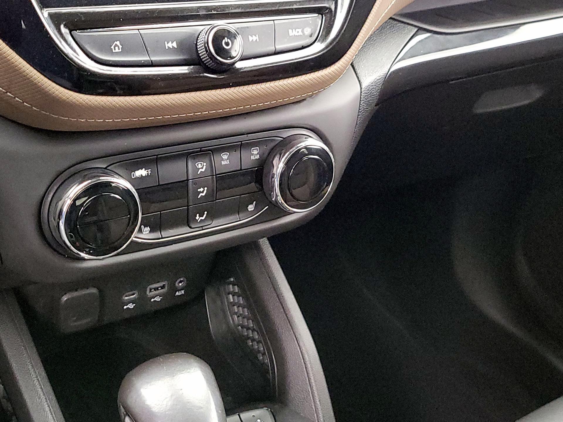 Thumbnail: 2021 Chevrolet TrailBlazer - 16