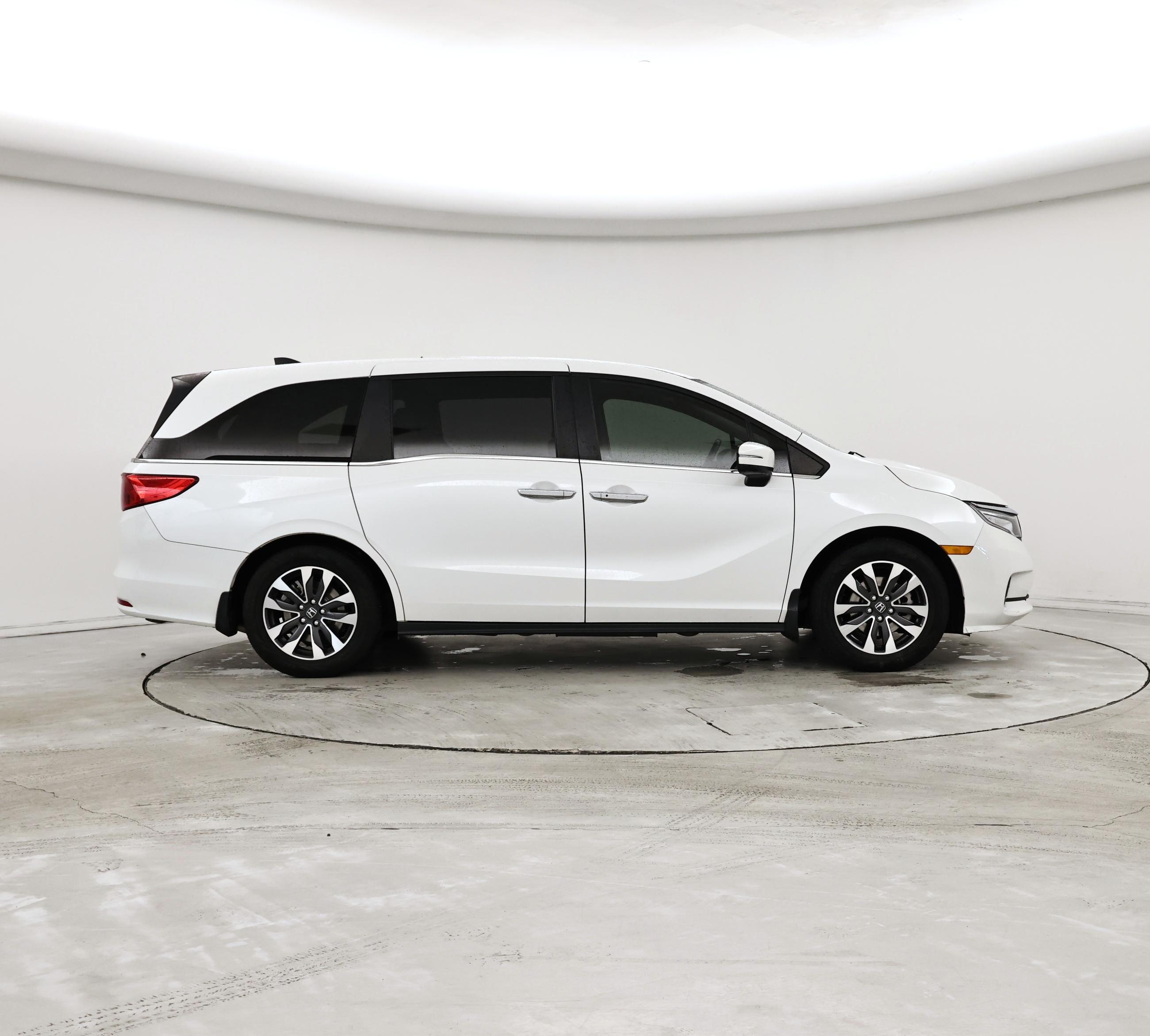 Thumbnail: 2021 Honda Odyssey - 7