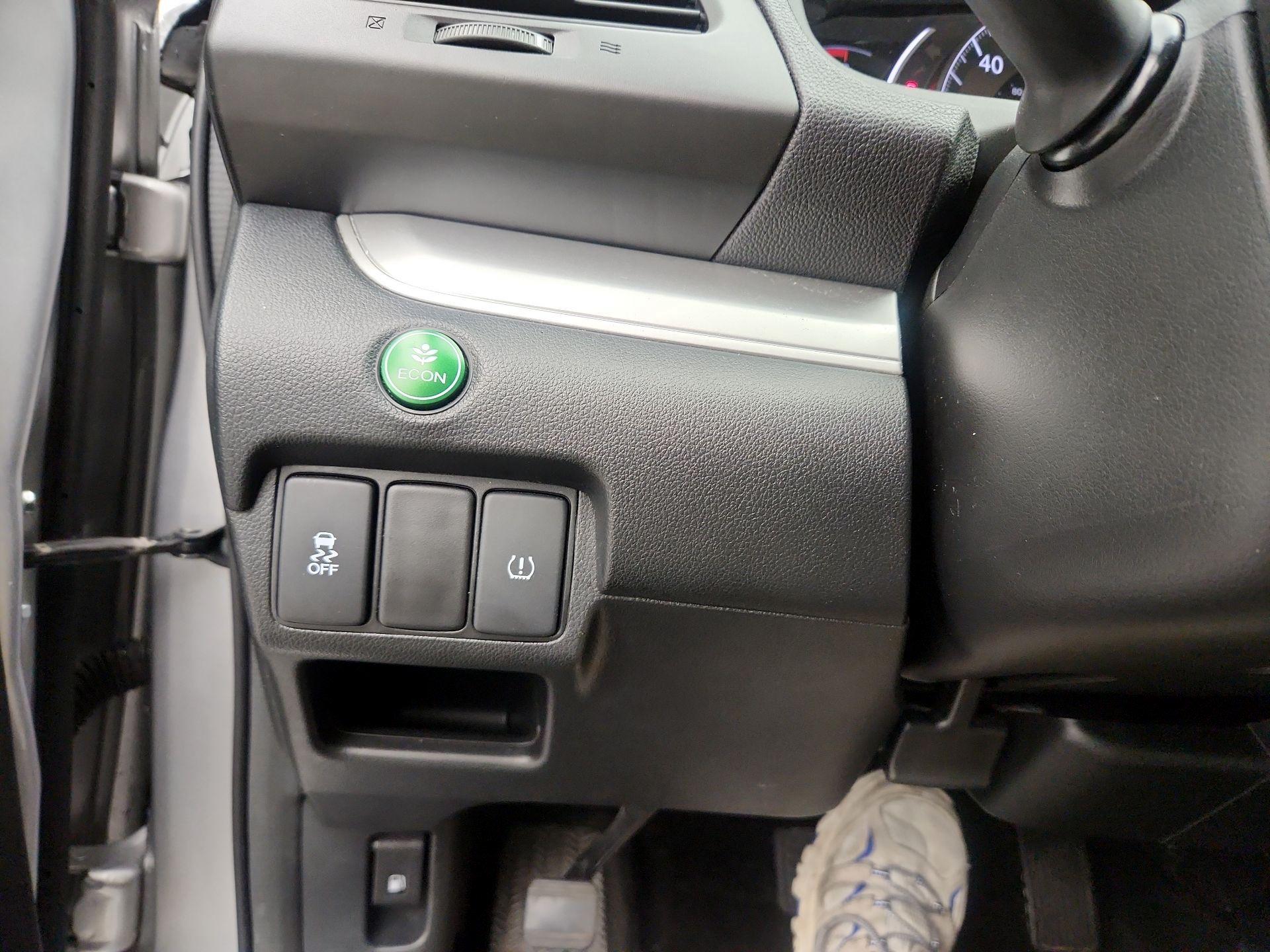 Thumbnail: 2016 Honda CR-V - 13